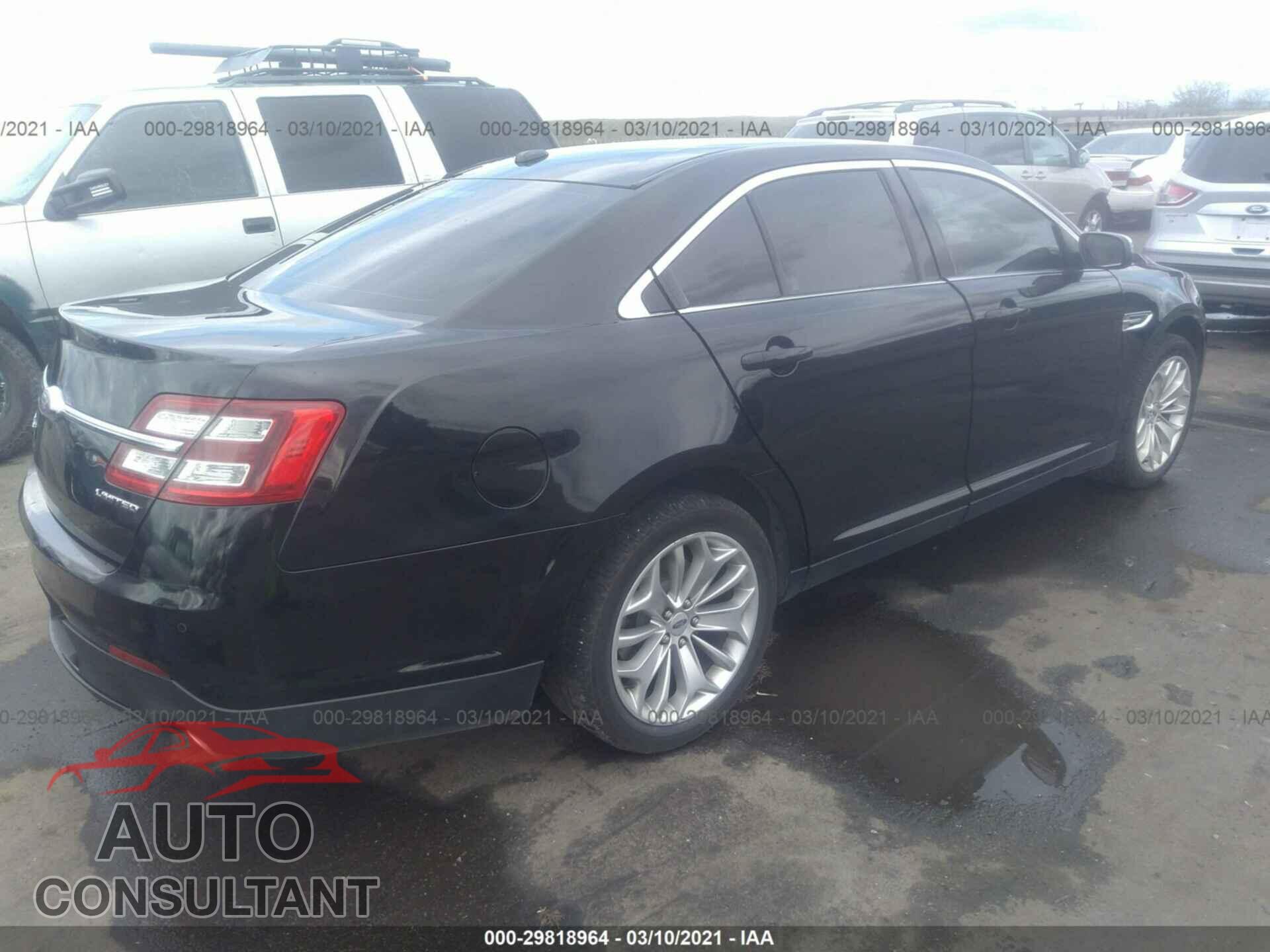 FORD TAURUS 2019 - 1FAHP2F82KG118378