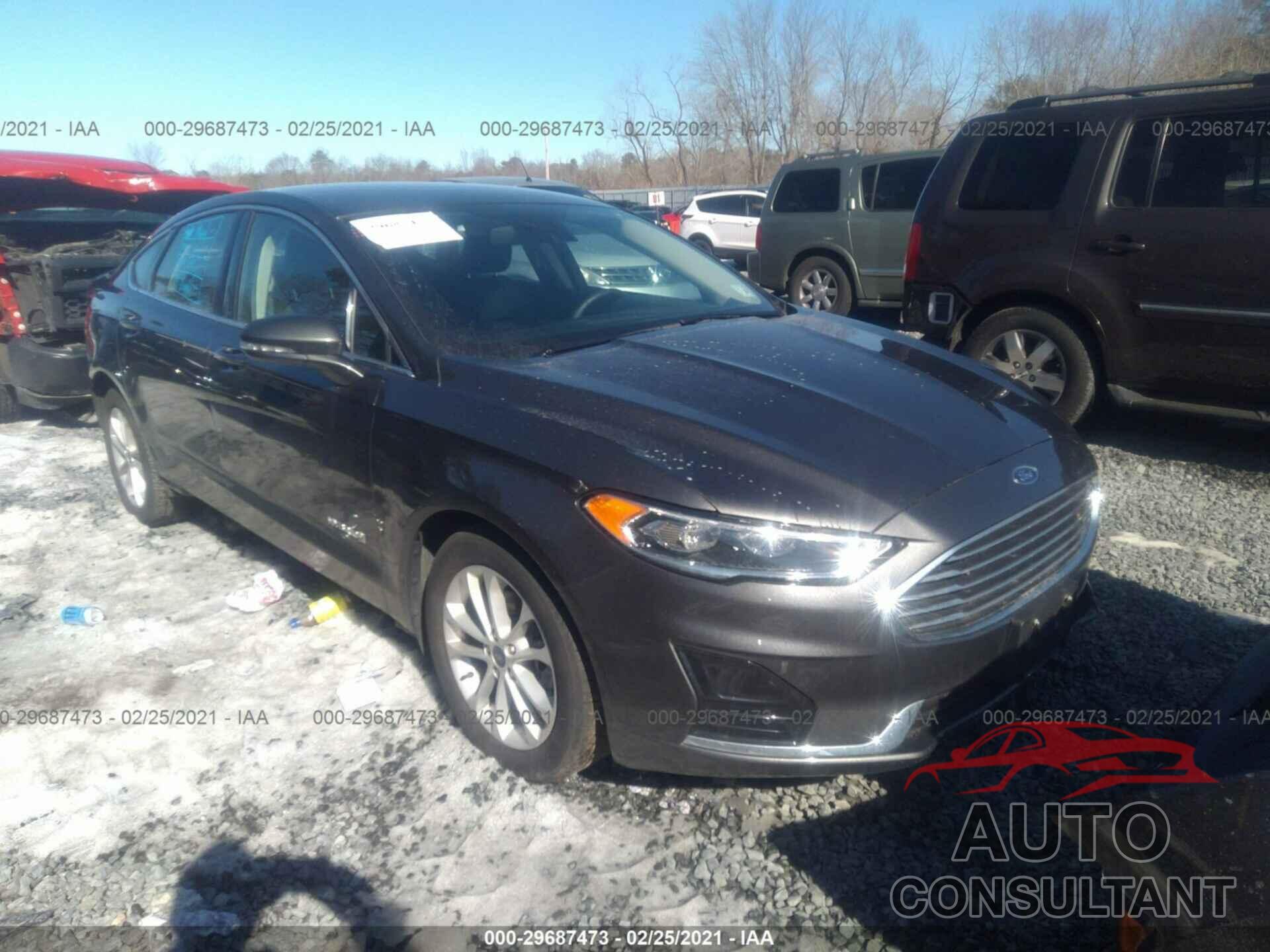 FORD FUSION HYBRID 2019 - 3FA6P0MUXKR212349