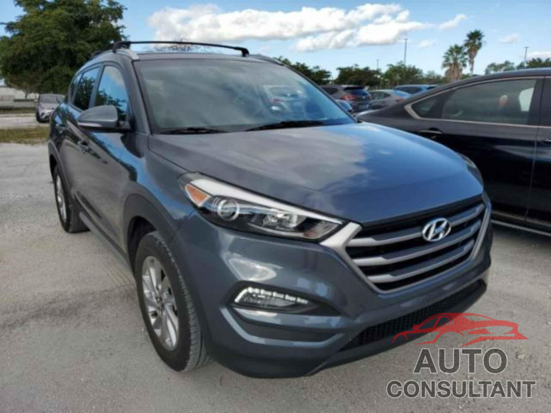 HYUNDAI TUCSON 2018 - KM8J33A46JU602163