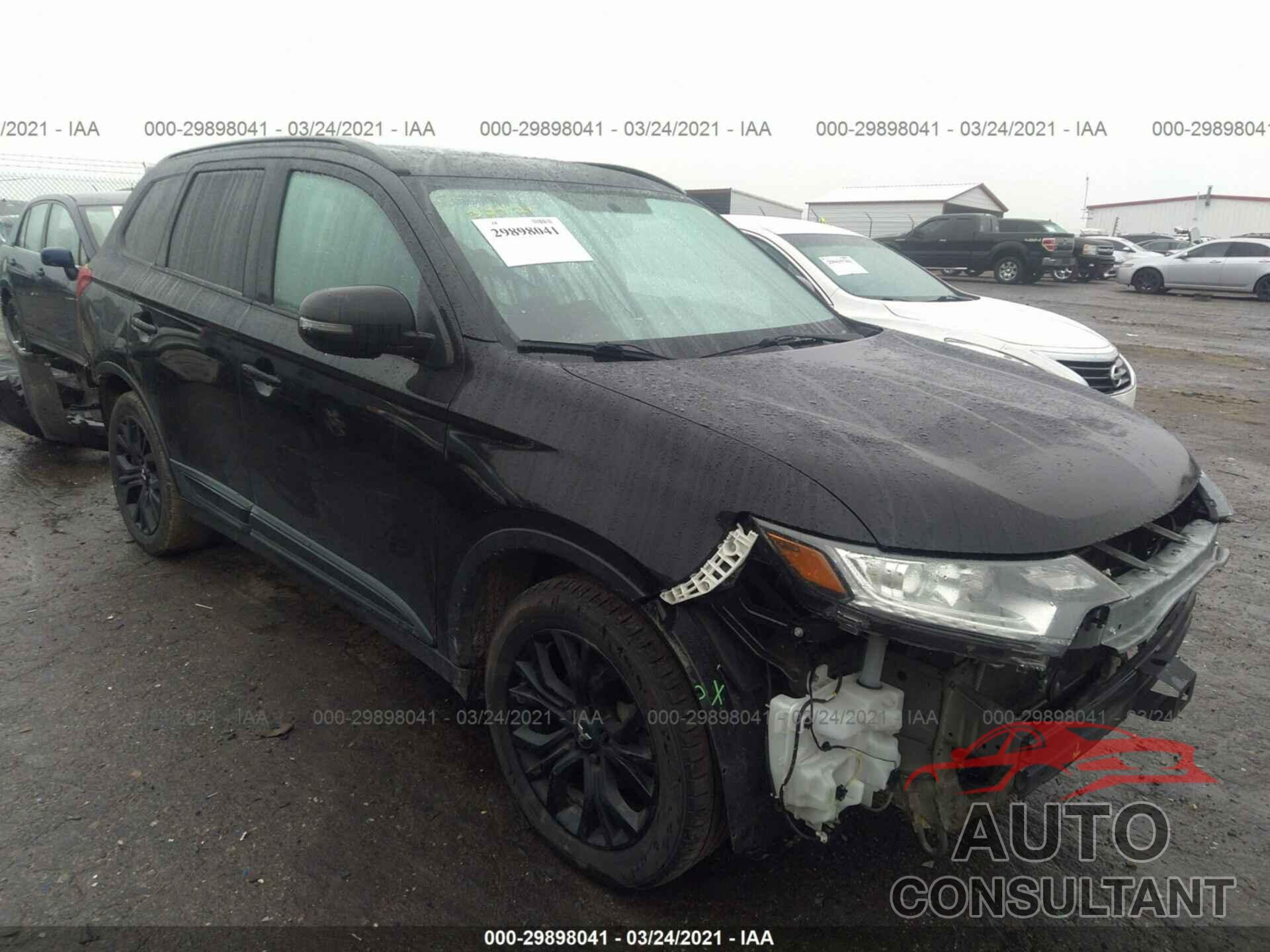 MITSUBISHI OUTLANDER 2018 - JA4AD3A32JZ069119