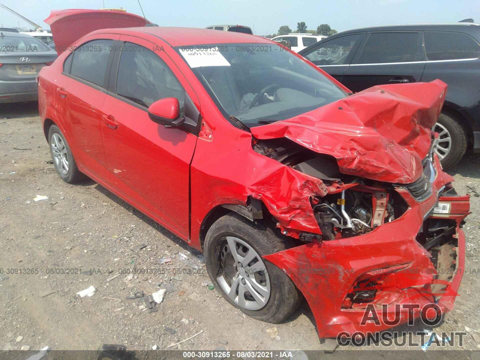CHEVROLET SONIC 2017 - 1G1JB5SH2H4134388