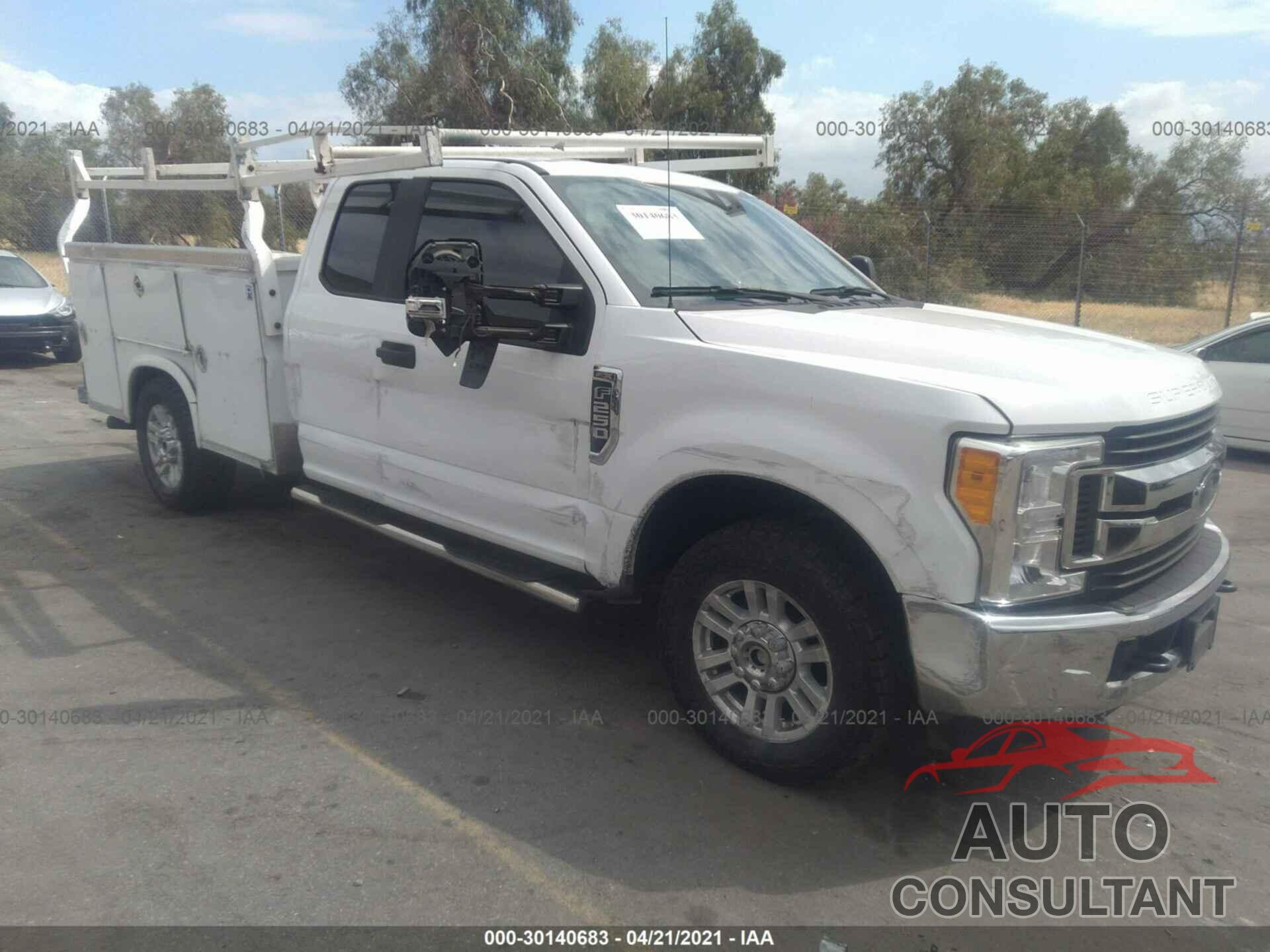 FORD SUPER DUTY F-250 SRW 2017 - 1FD7X2A65HED73313