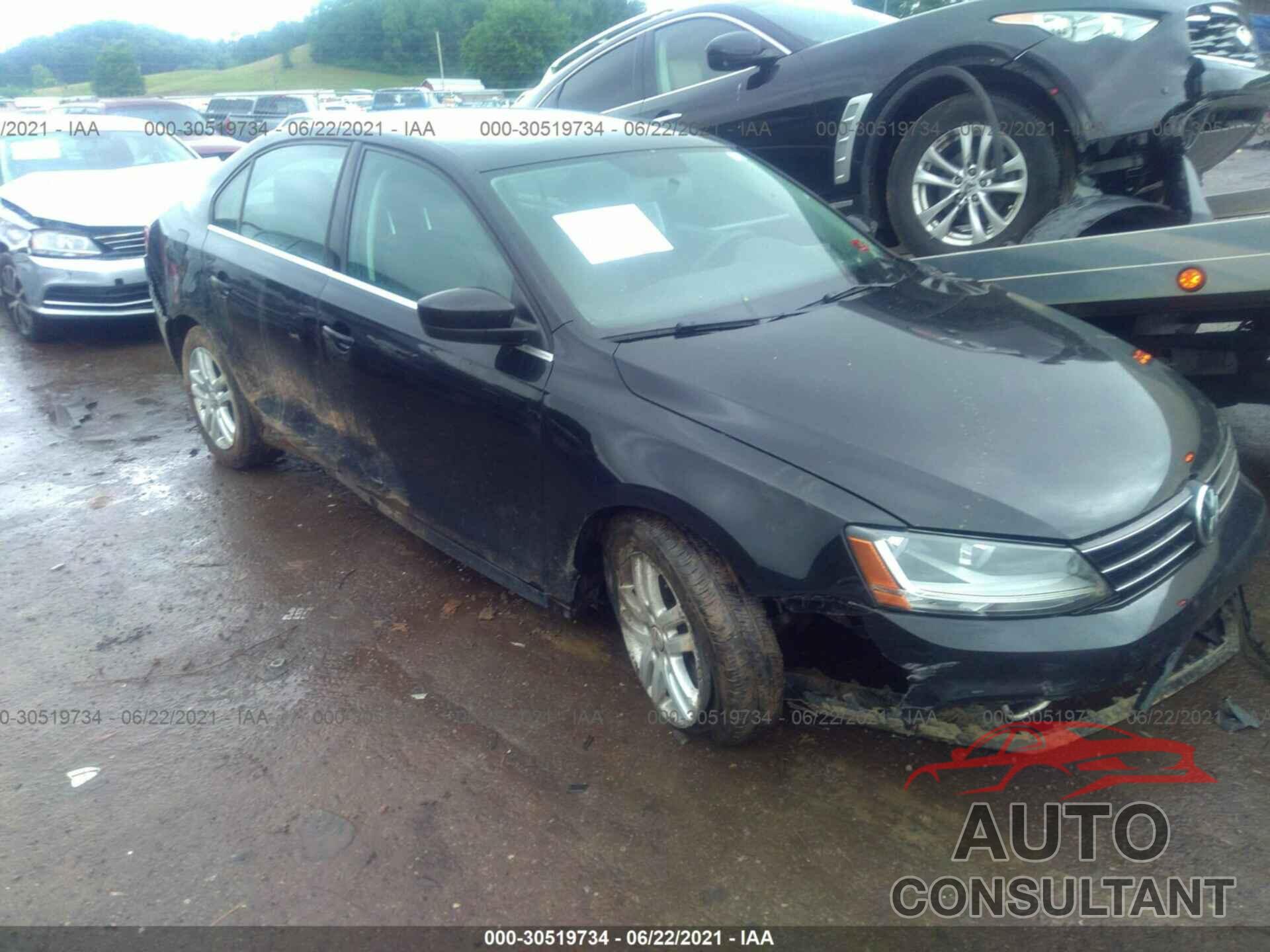 VOLKSWAGEN JETTA 2017 - 3VW2B7AJ6HM308640