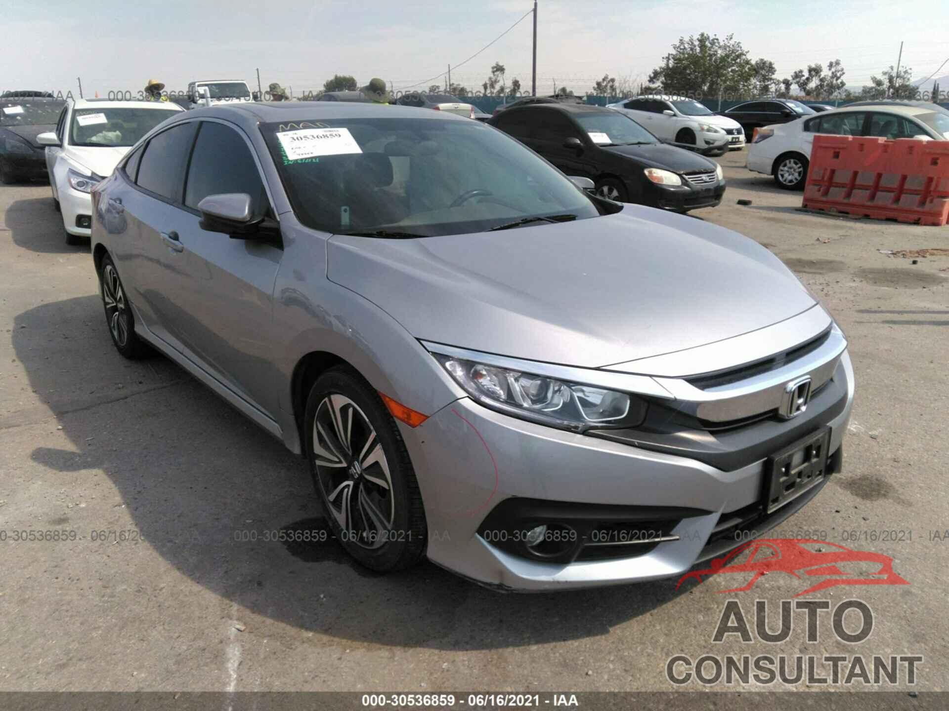 HONDA CIVIC SEDAN 2018 - 2HGFC1F32JH641478