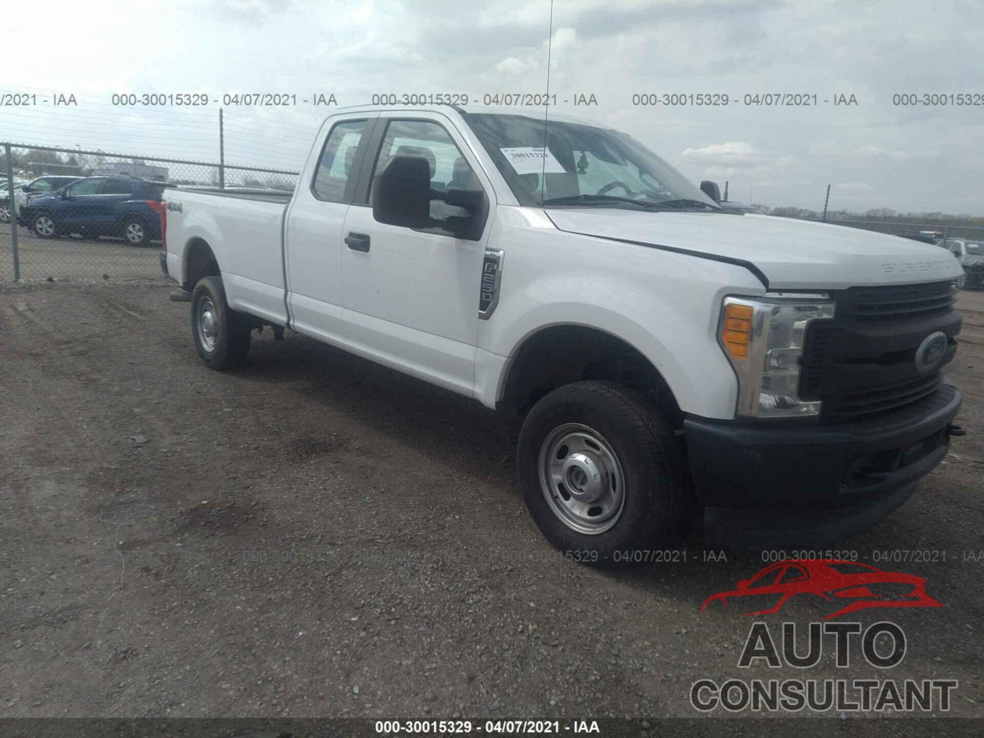 FORD SUPER DUTY F-250 SRW 2017 - 1FT7X2B67HED68682