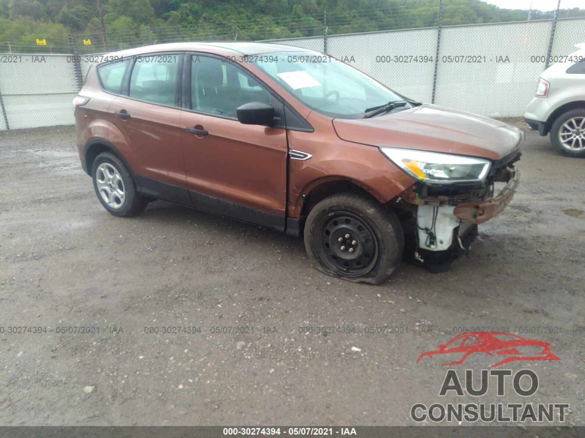 FORD ESCAPE 2017 - 1FMCU0F73HUA47609