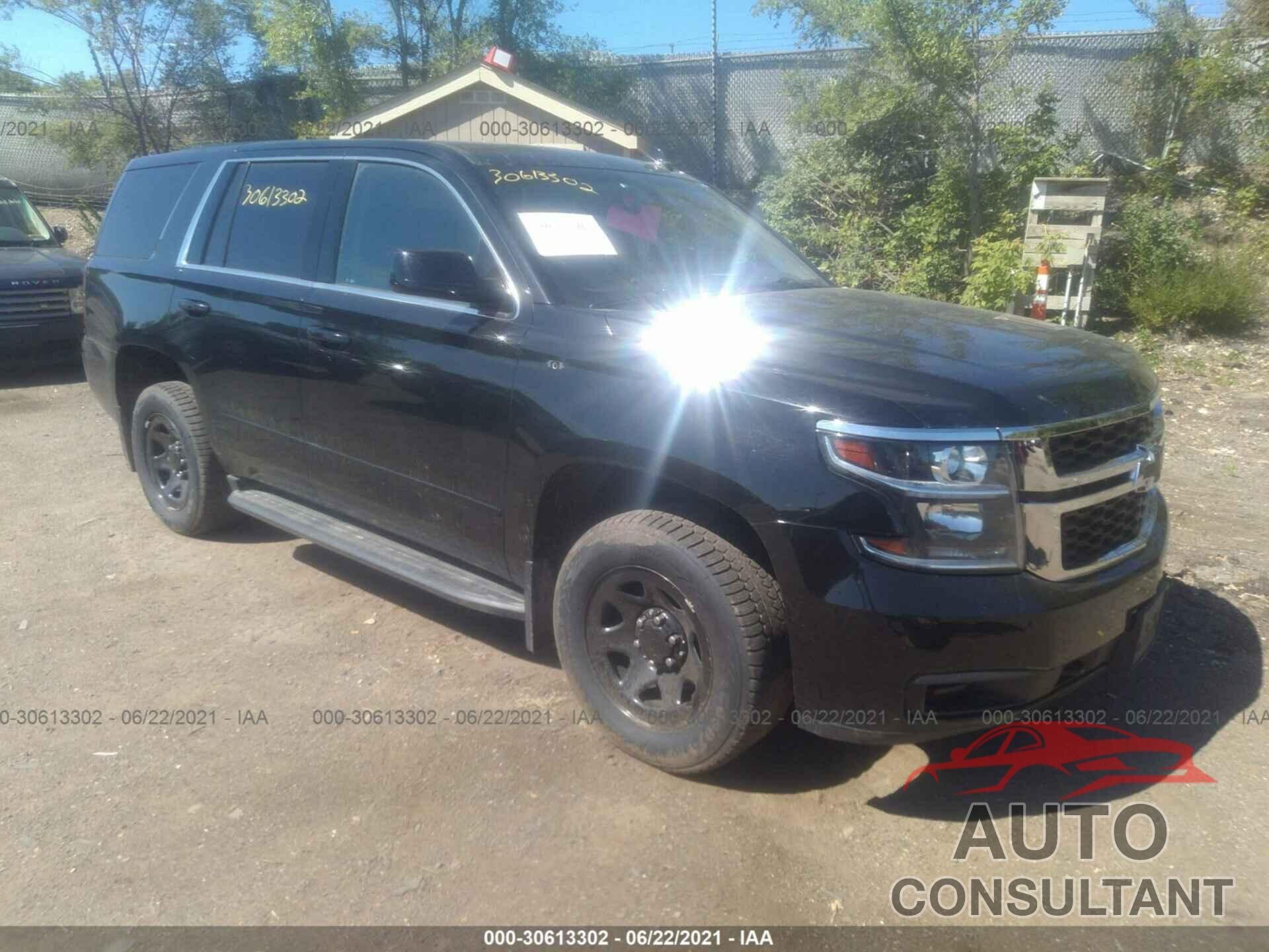 CHEVROLET TAHOE 2017 - 1GNSKDEC0HR216071