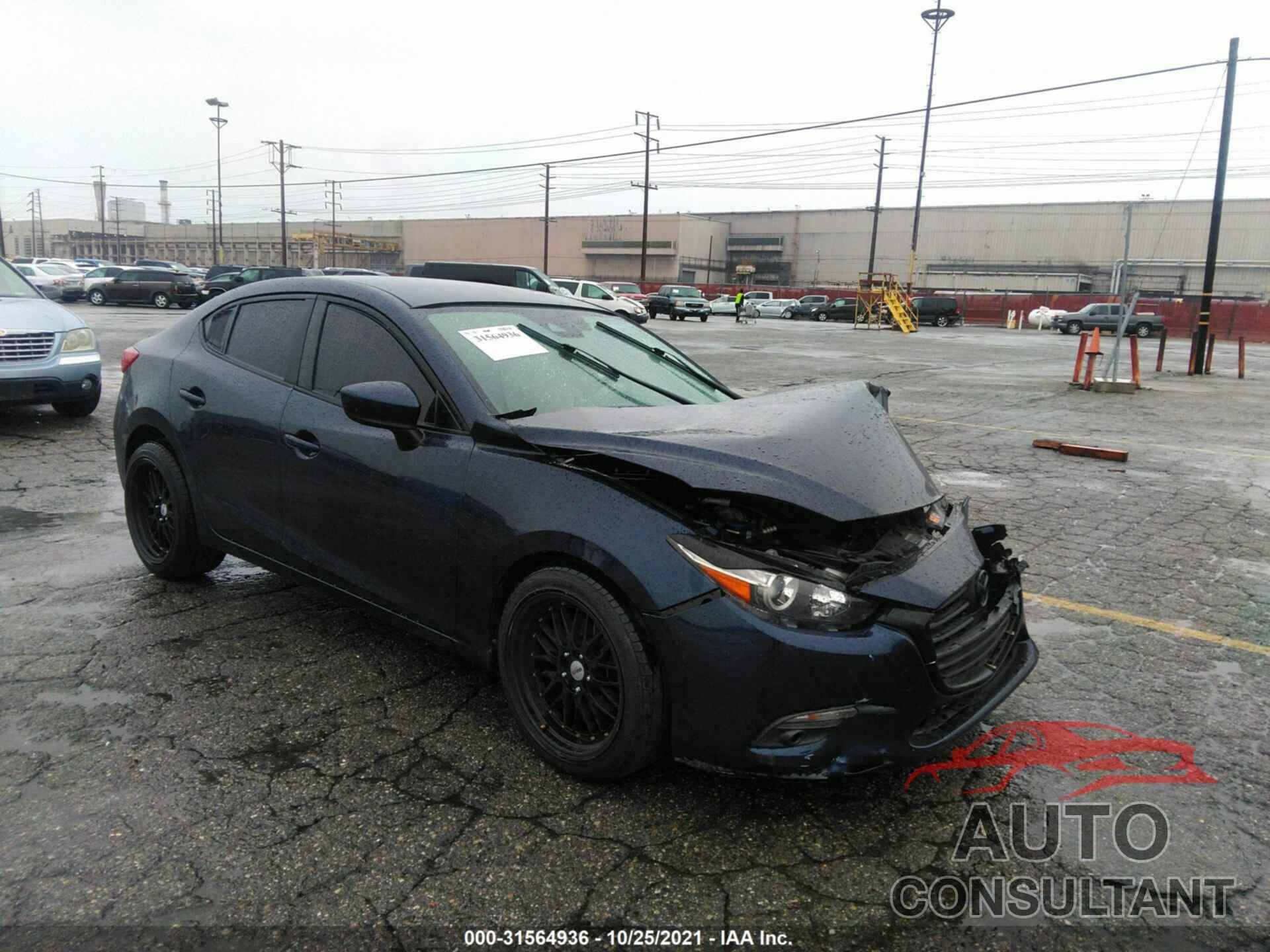MAZDA MAZDA3 4-DOOR 2018 - 3MZBN1U76JM167840