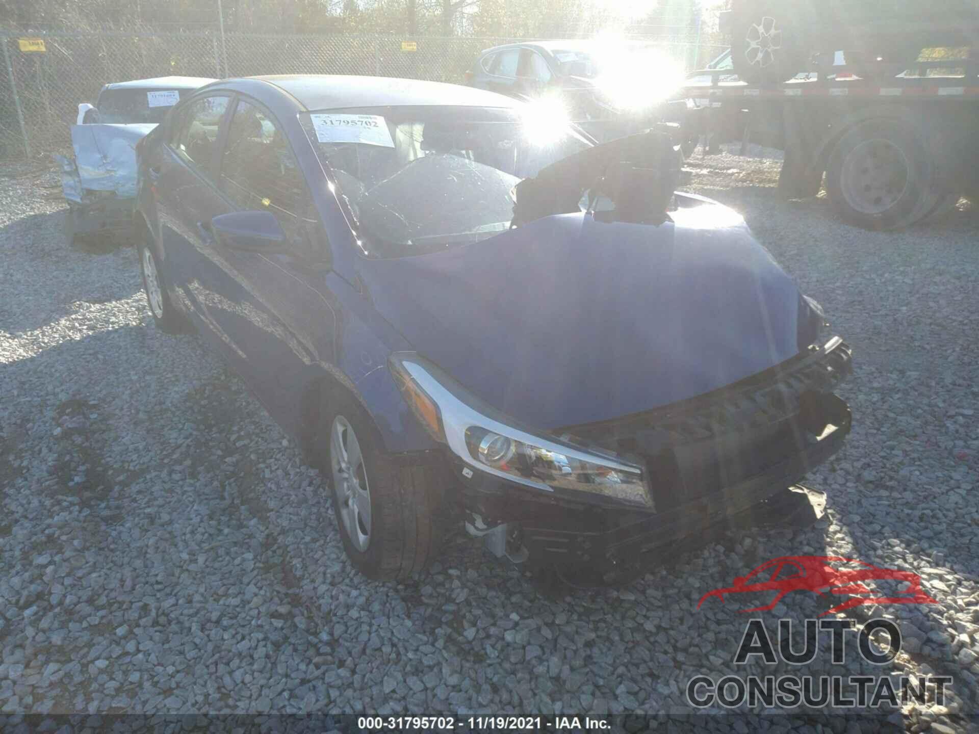 KIA FORTE 2018 - 3KPFK4A78JE258802
