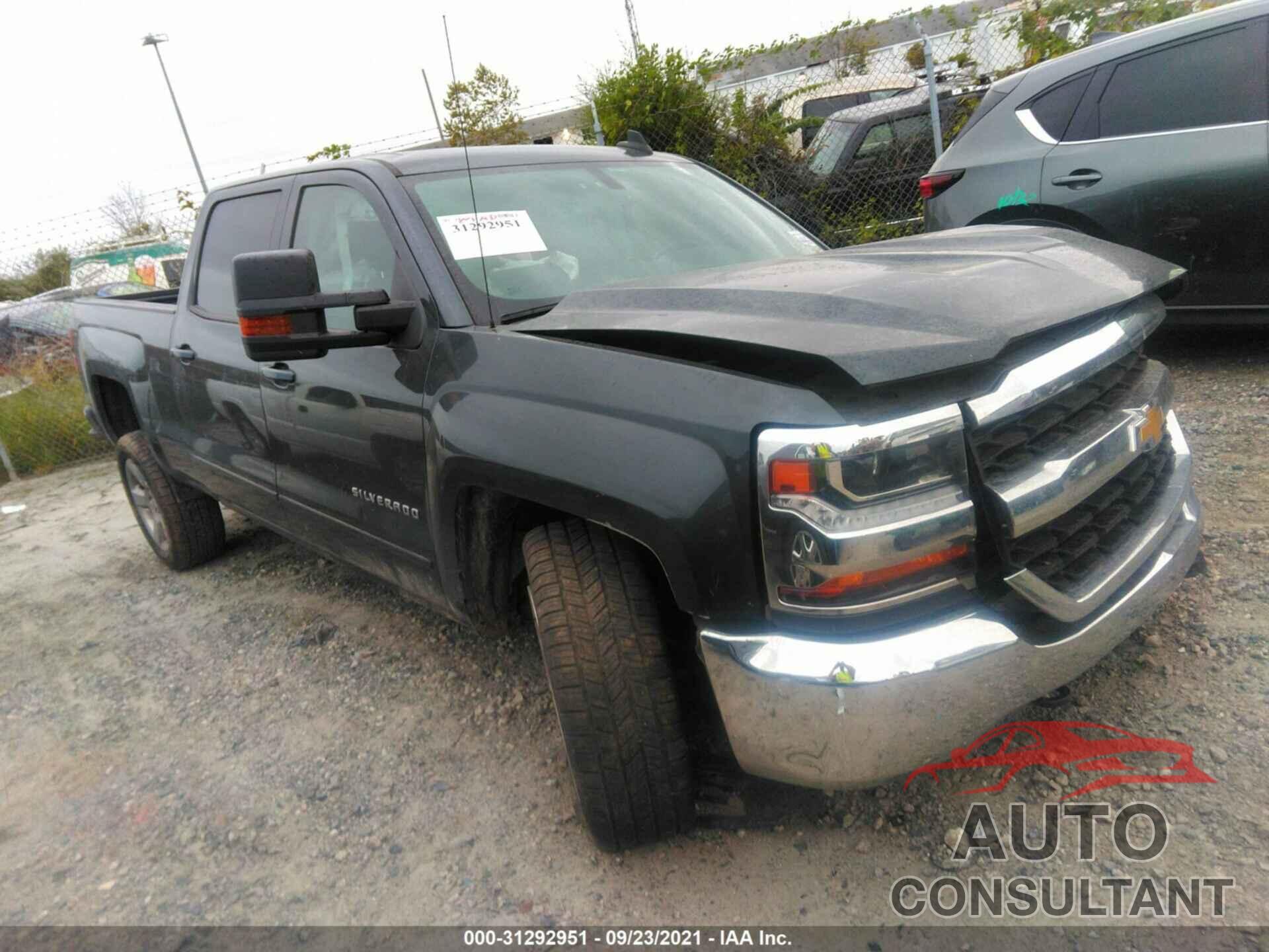 CHEVROLET SILVERADO 1500 2018 - 3GCUKREC8JG399241