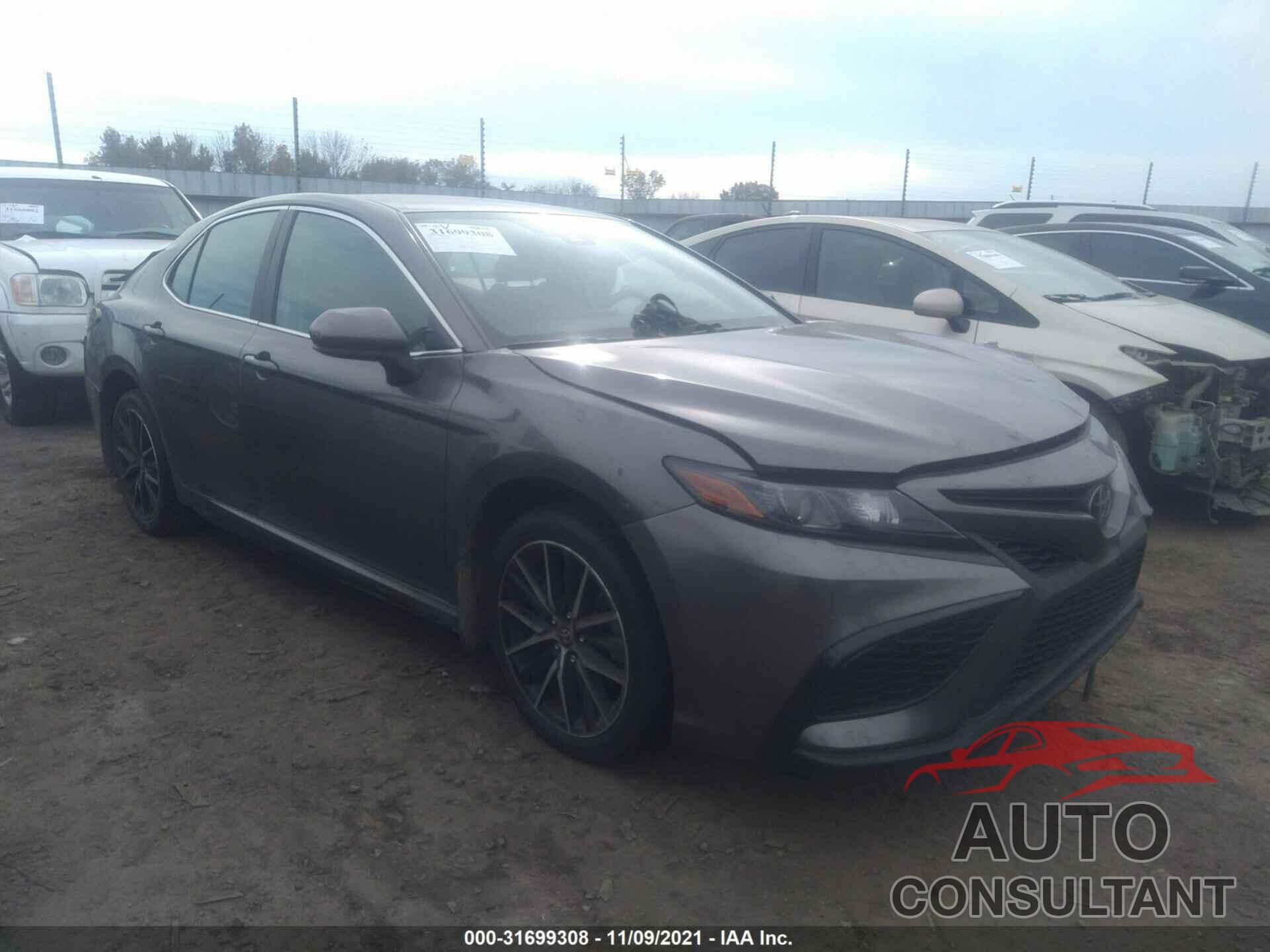 TOYOTA CAMRY 2021 - 4T1G11AK1MU538671
