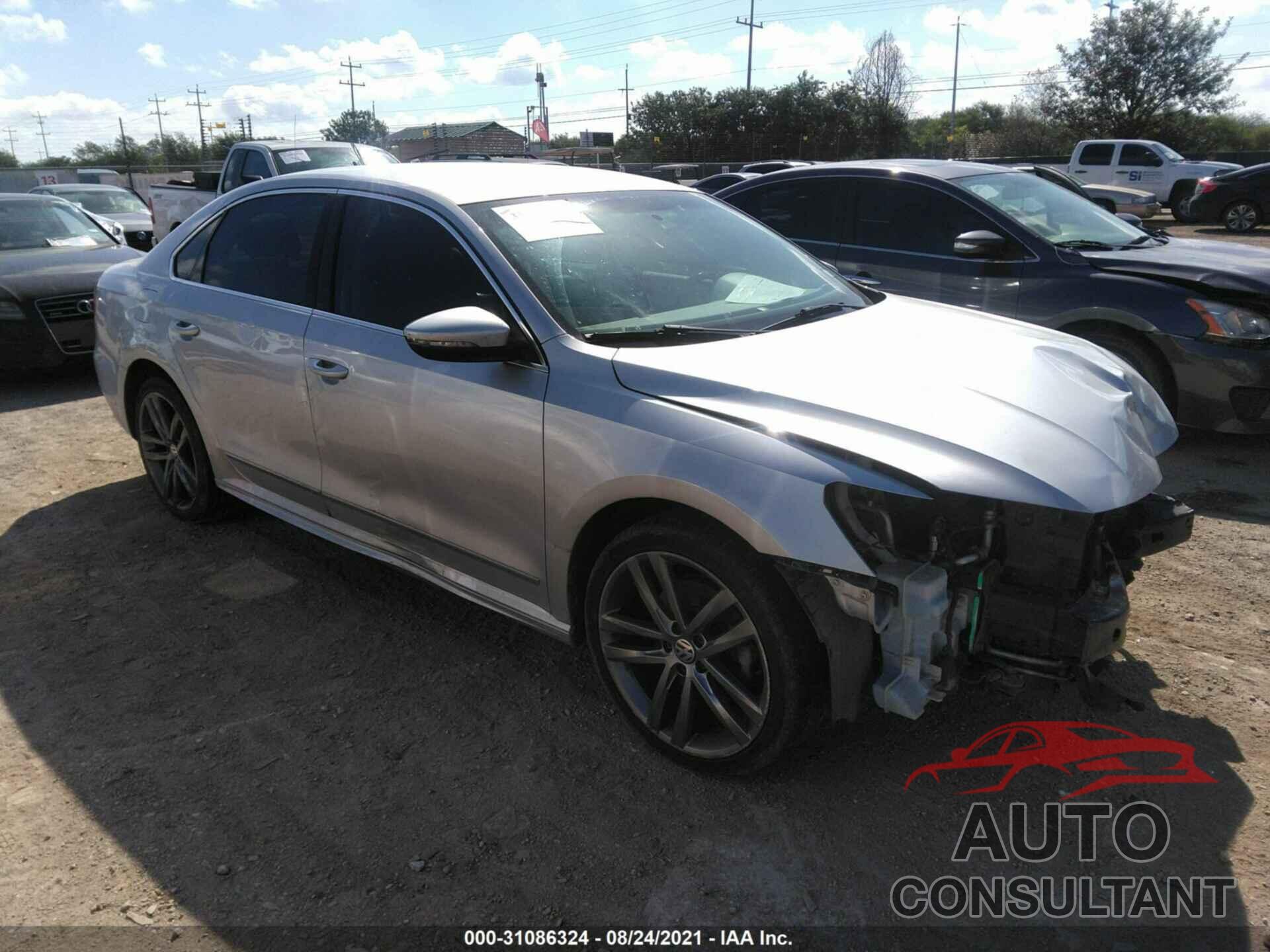 VOLKSWAGEN PASSAT 2016 - 1VWAT7A32GC053950