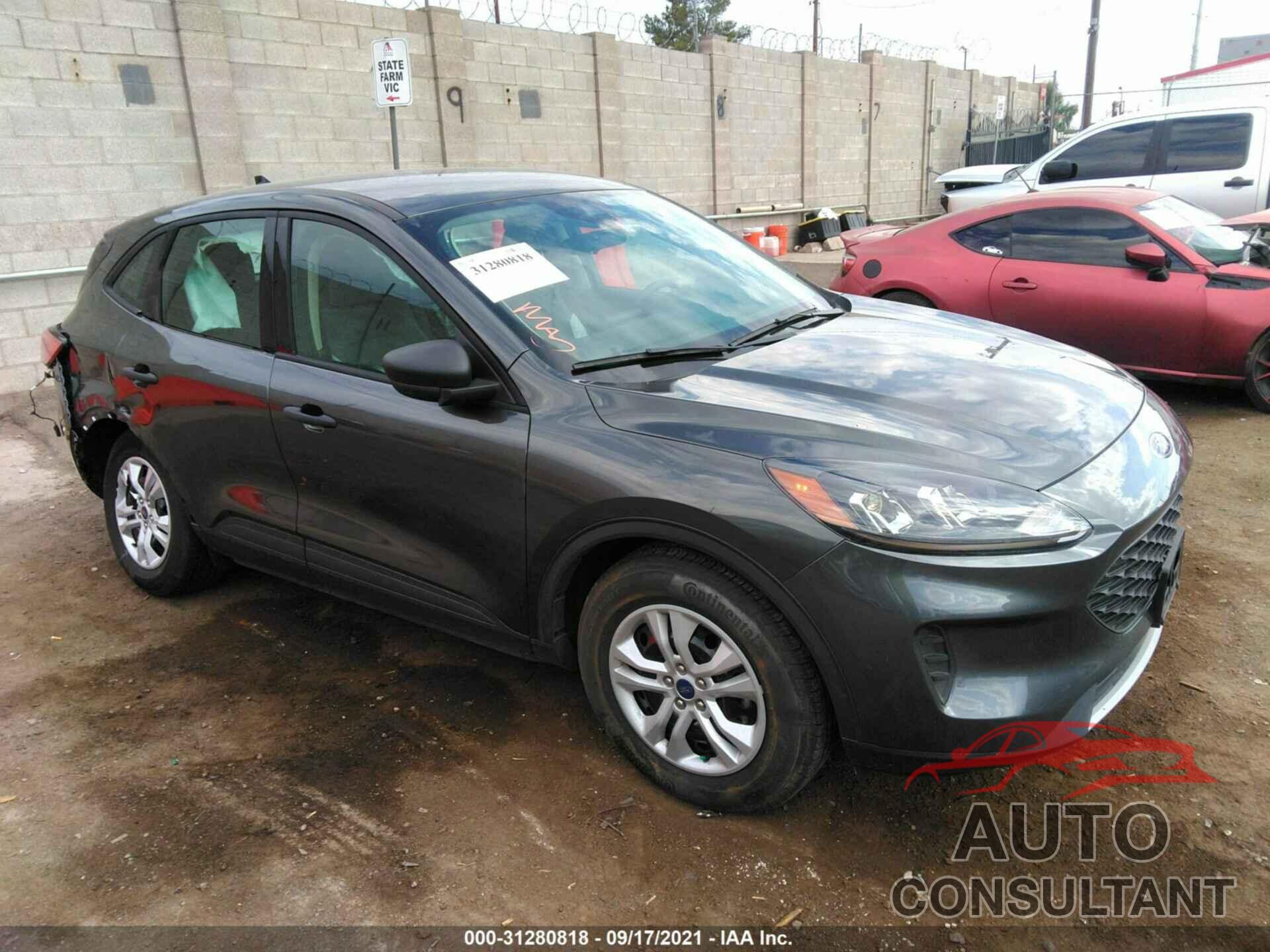 FORD ESCAPE 2020 - 1FMCU0F61LUA84187