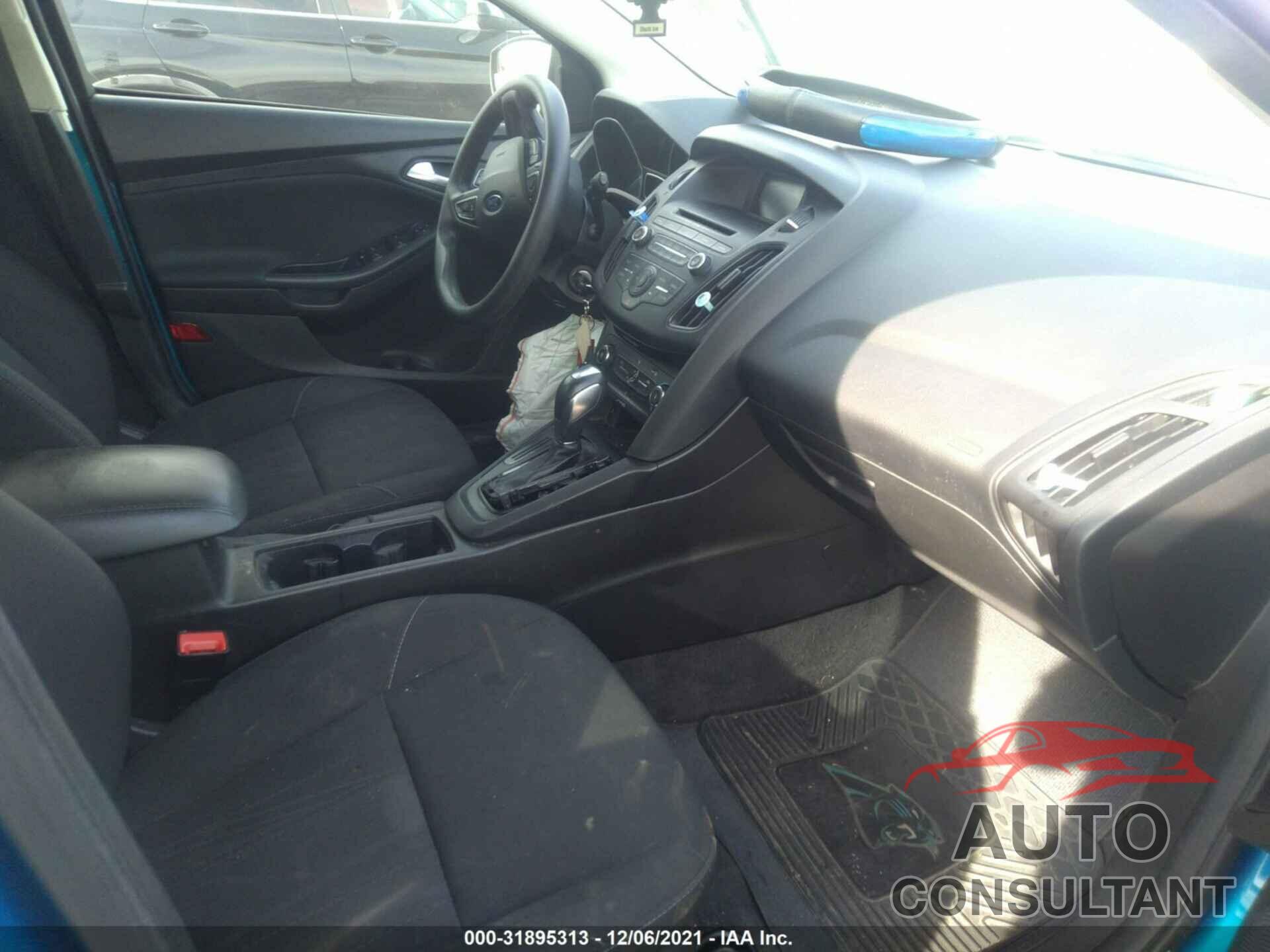FORD FOCUS 2016 - 1FADP3K28GL296834