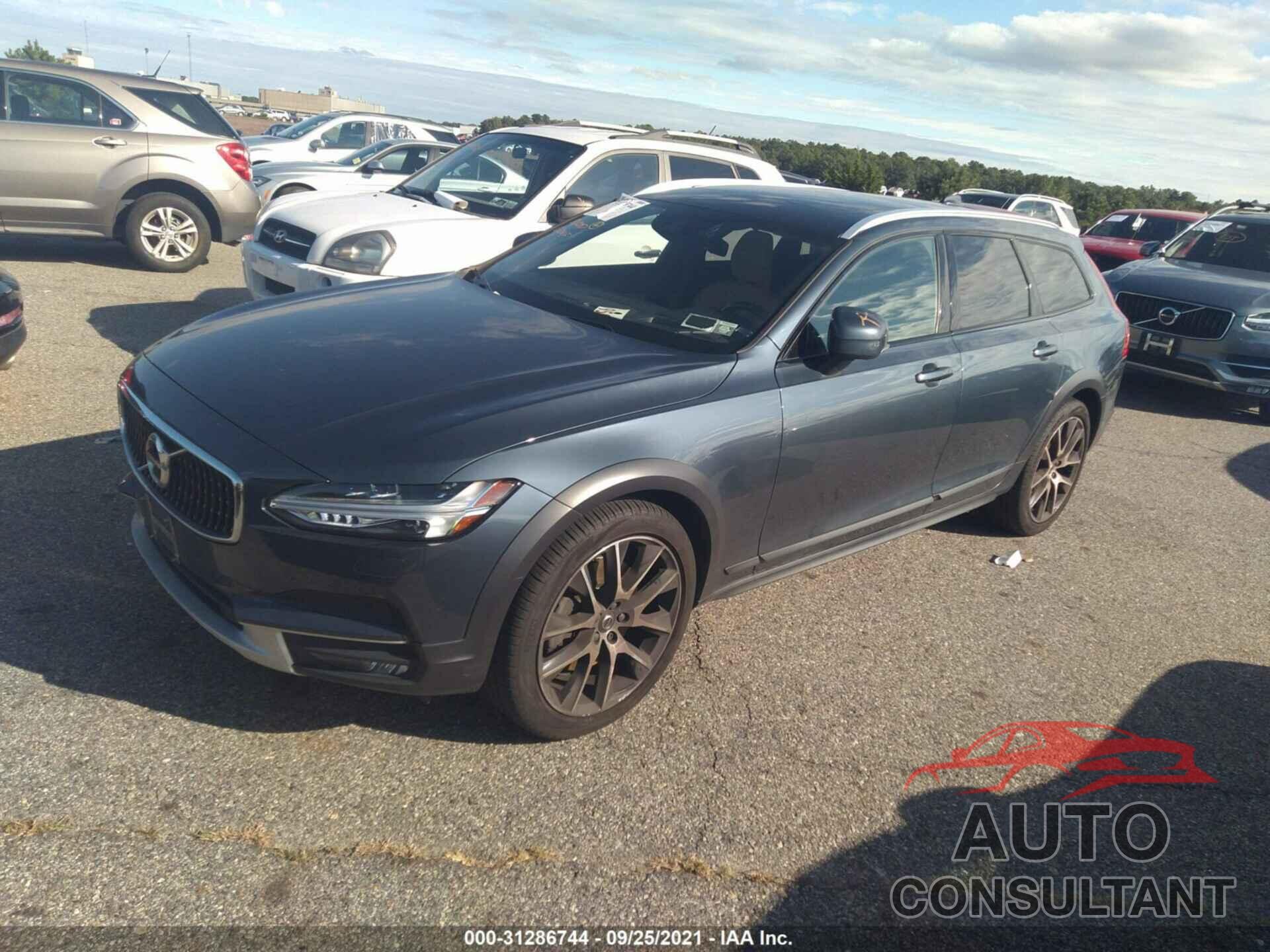 VOLVO V90 CROSS COUNTRY 2020 - YV4A22NLXL1102284