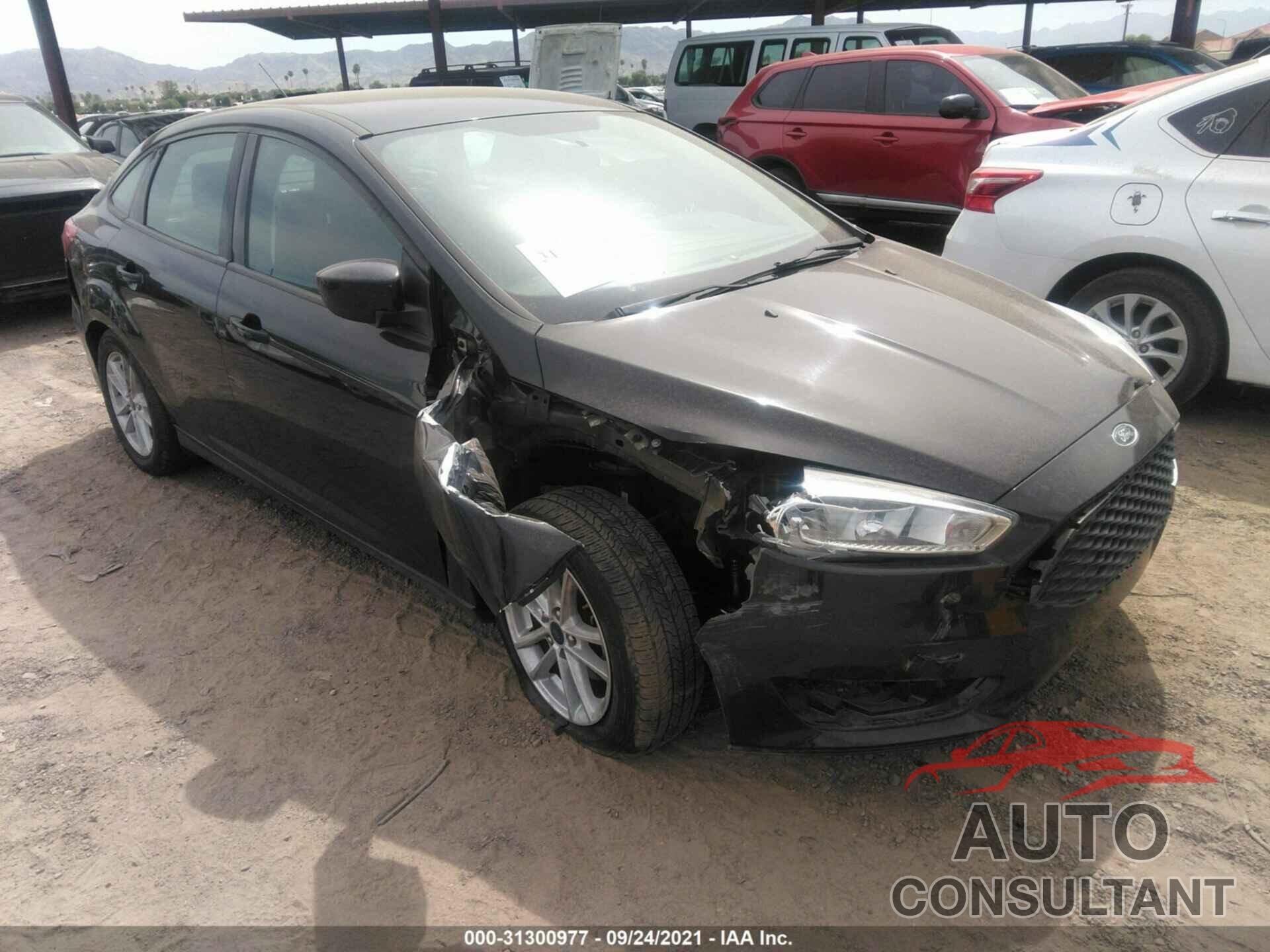FORD FOCUS 2018 - 1FADP3F21JL212290