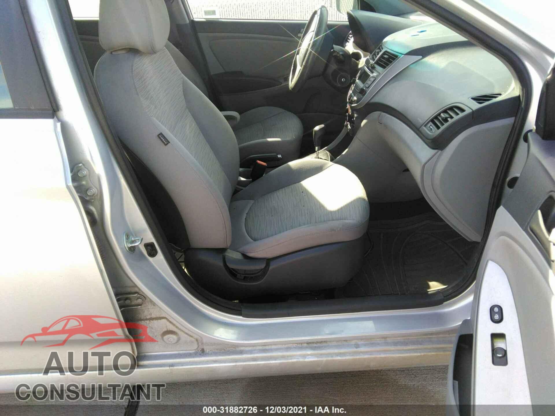 HYUNDAI ACCENT 2017 - KMHCT4AE5HU204329