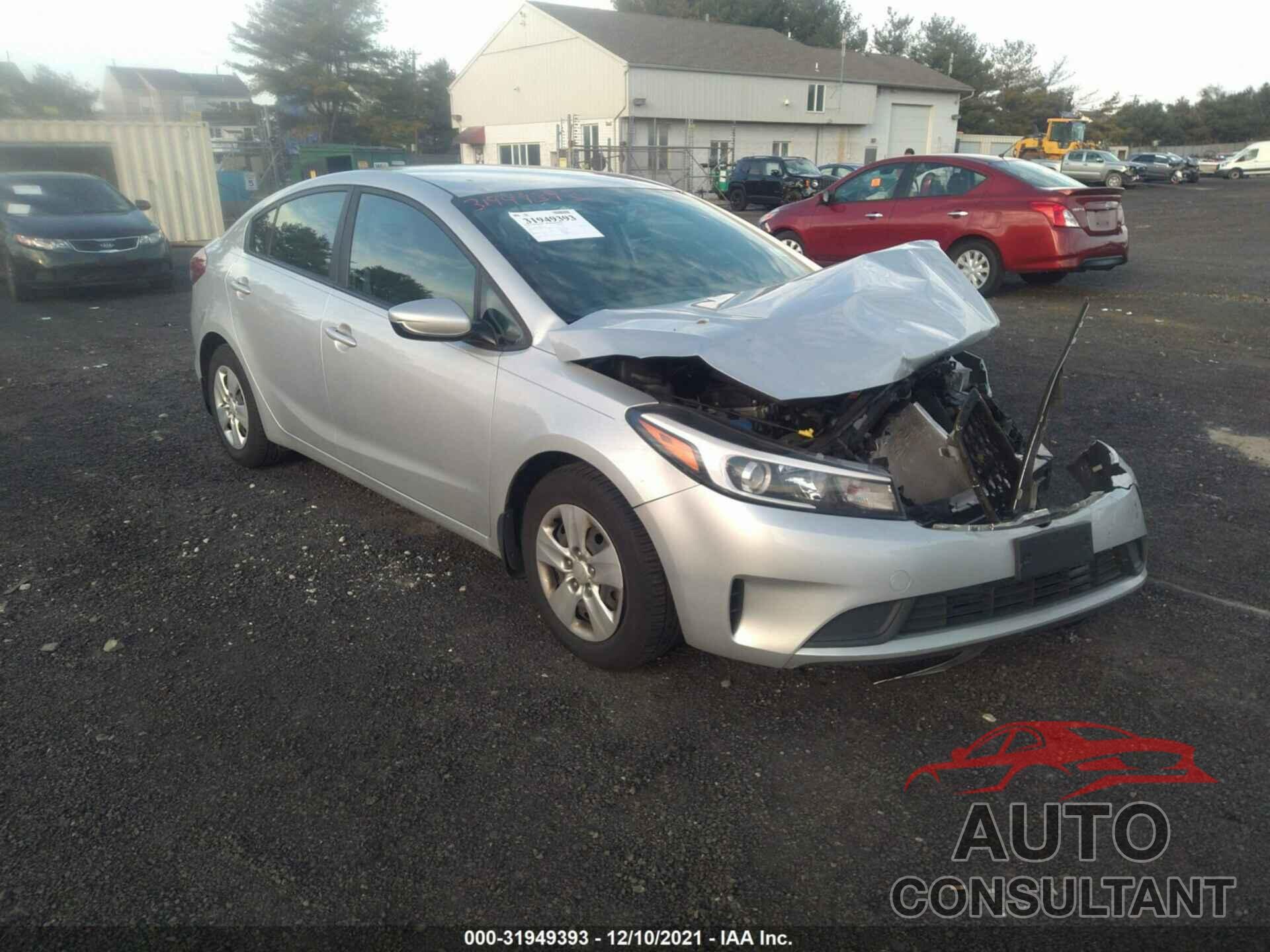 KIA FORTE 2017 - 3KPFK4A76HE137941