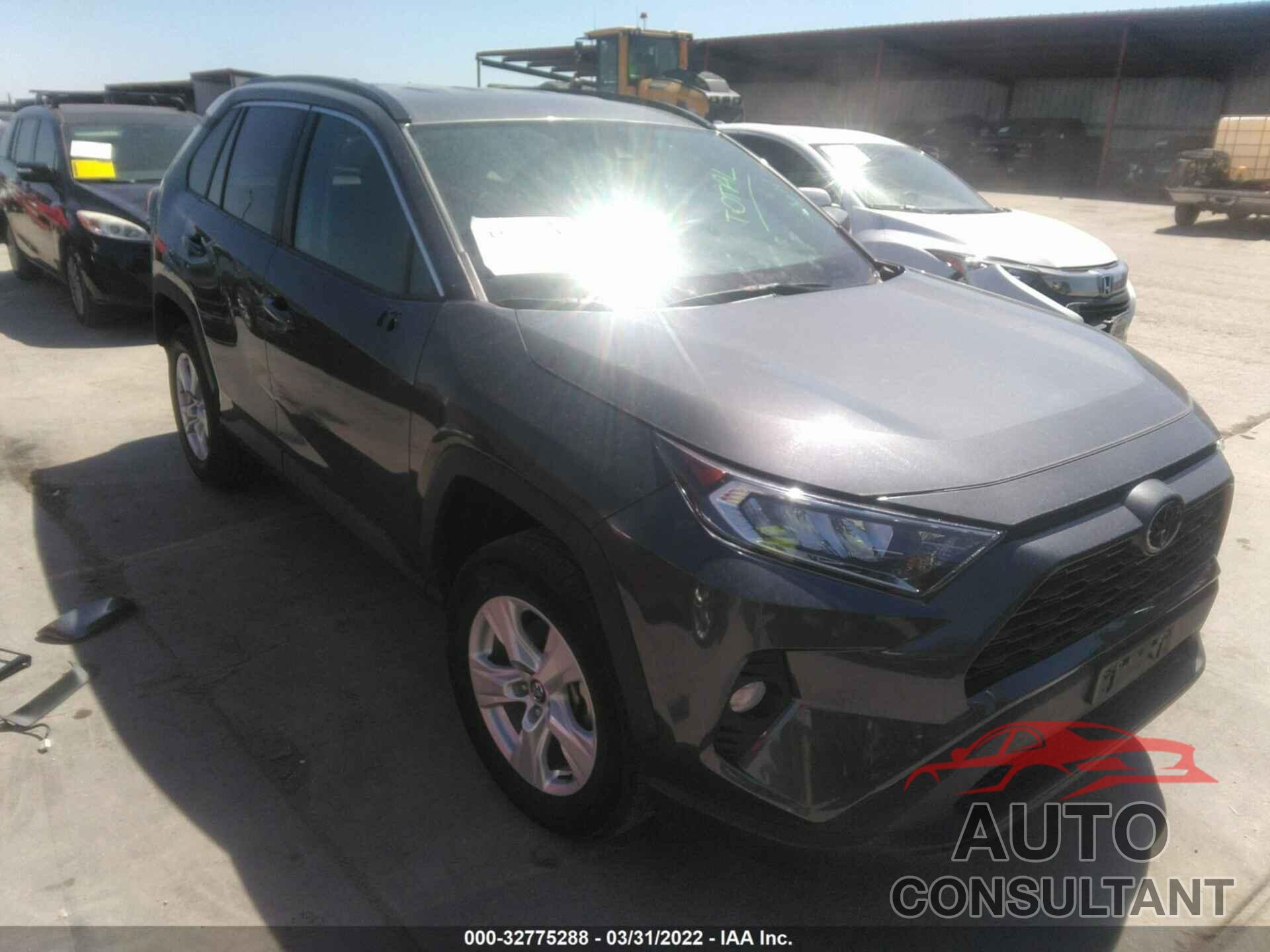 TOYOTA RAV4 2021 - 2T3W1RFV4MW120349