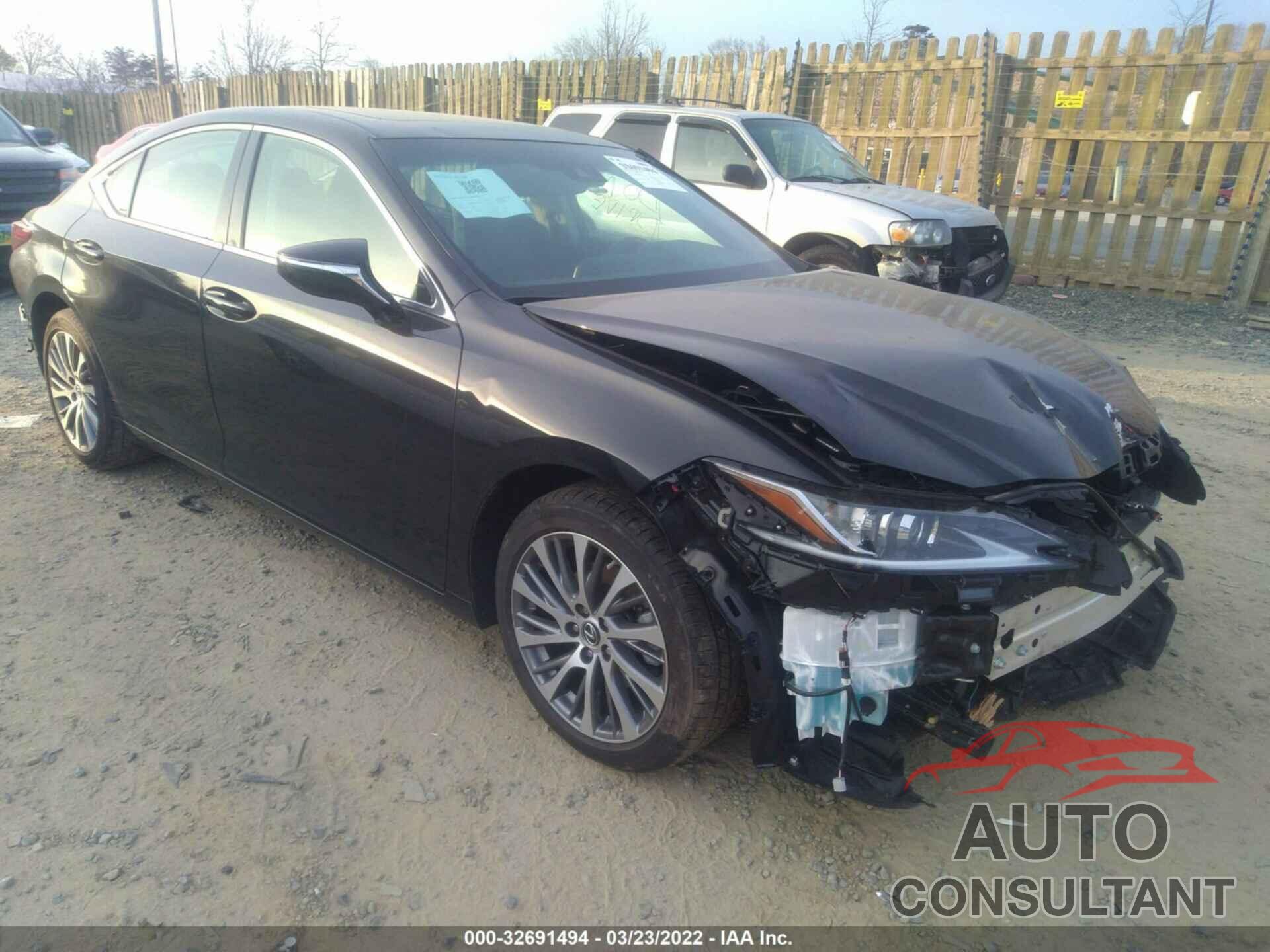 LEXUS ES 2020 - 58ADZ1B1XLU080086