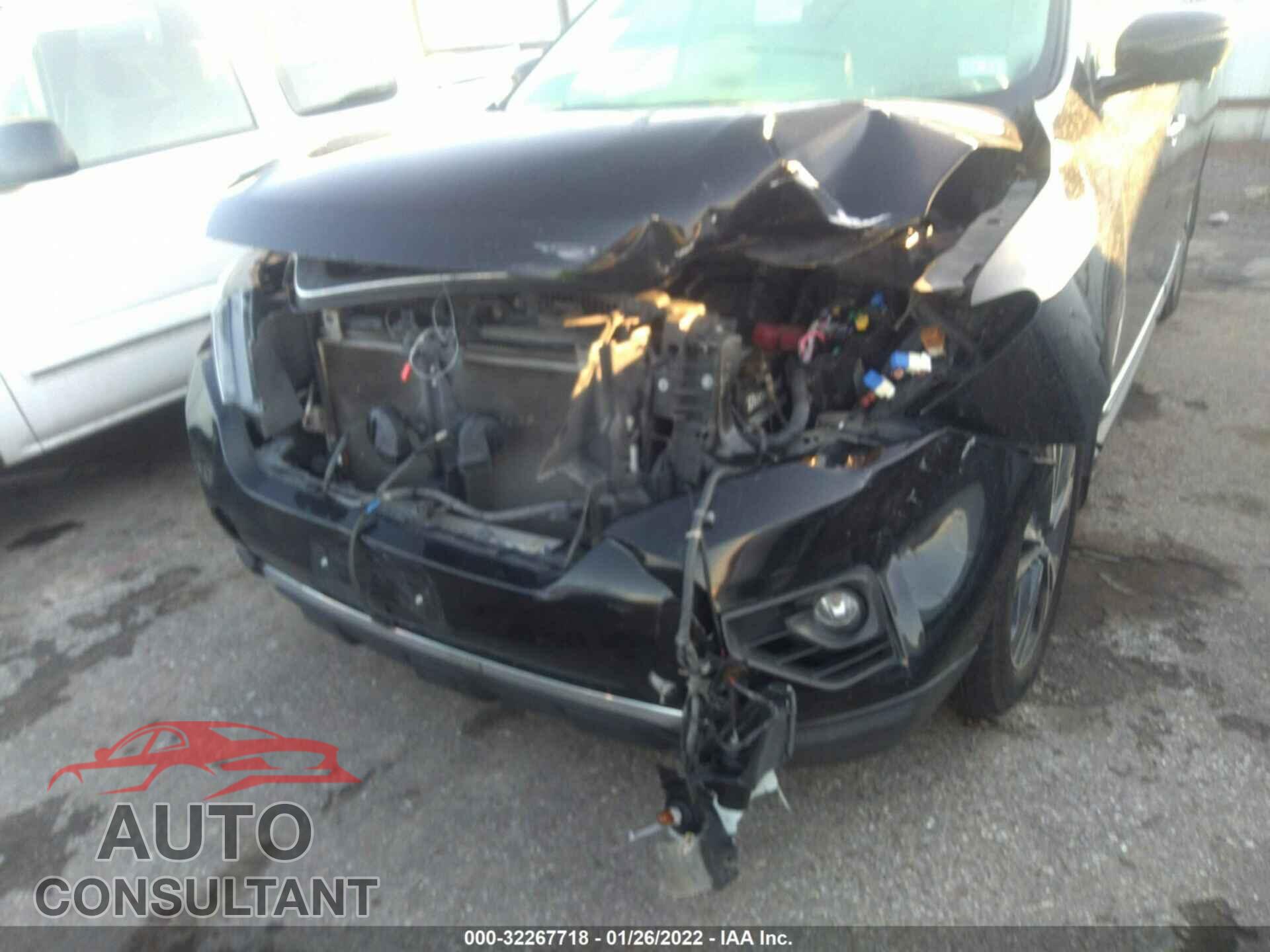 NISSAN PATHFINDER 2017 - 5N1DR2MM2HC638756