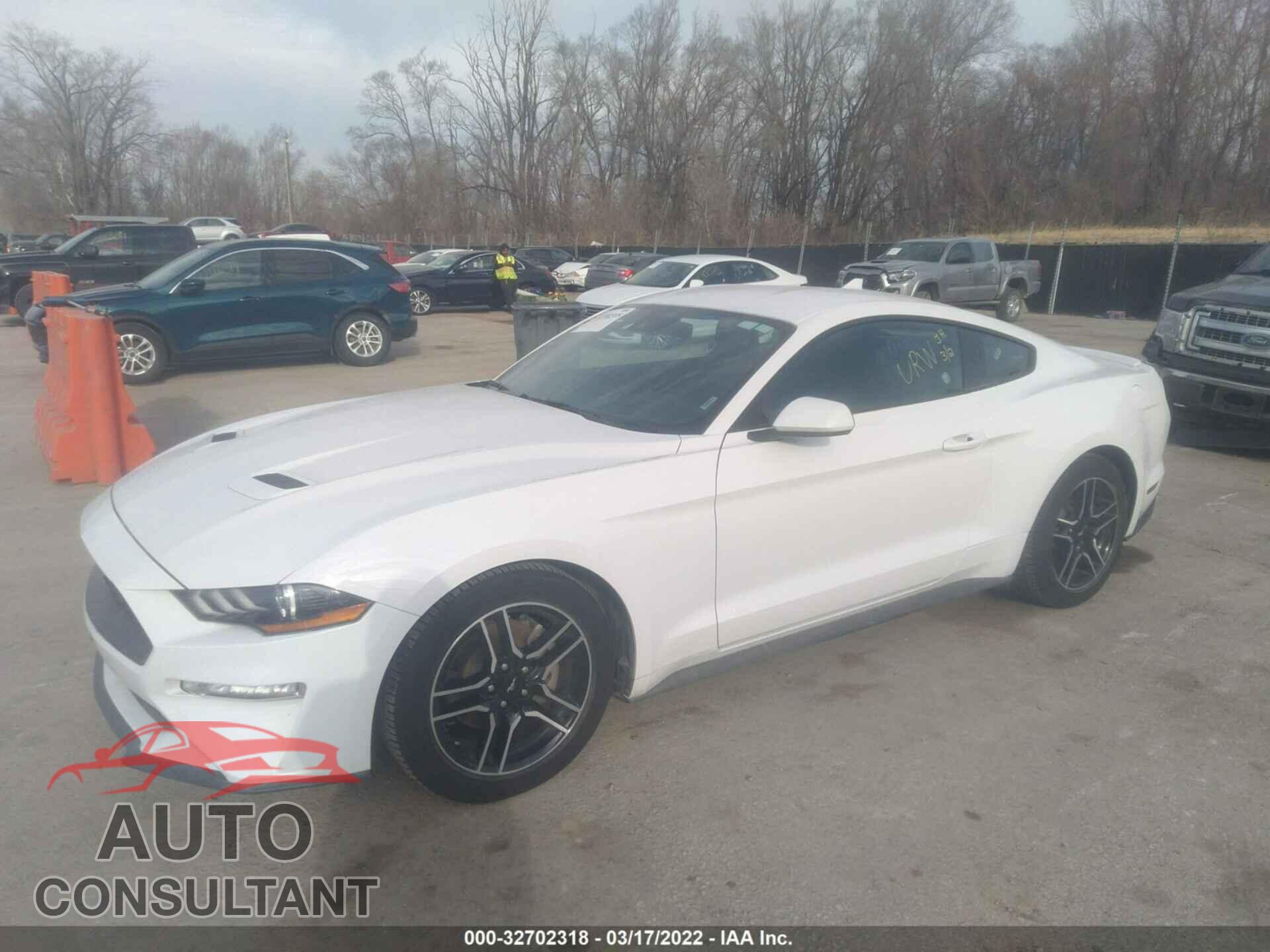 FORD MUSTANG 2021 - 1FA6P8TH7M5115909