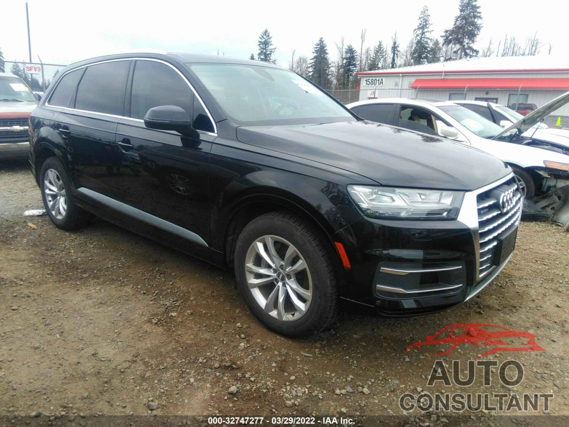 AUDI Q7 2018 - WA1LAAF78JD011854