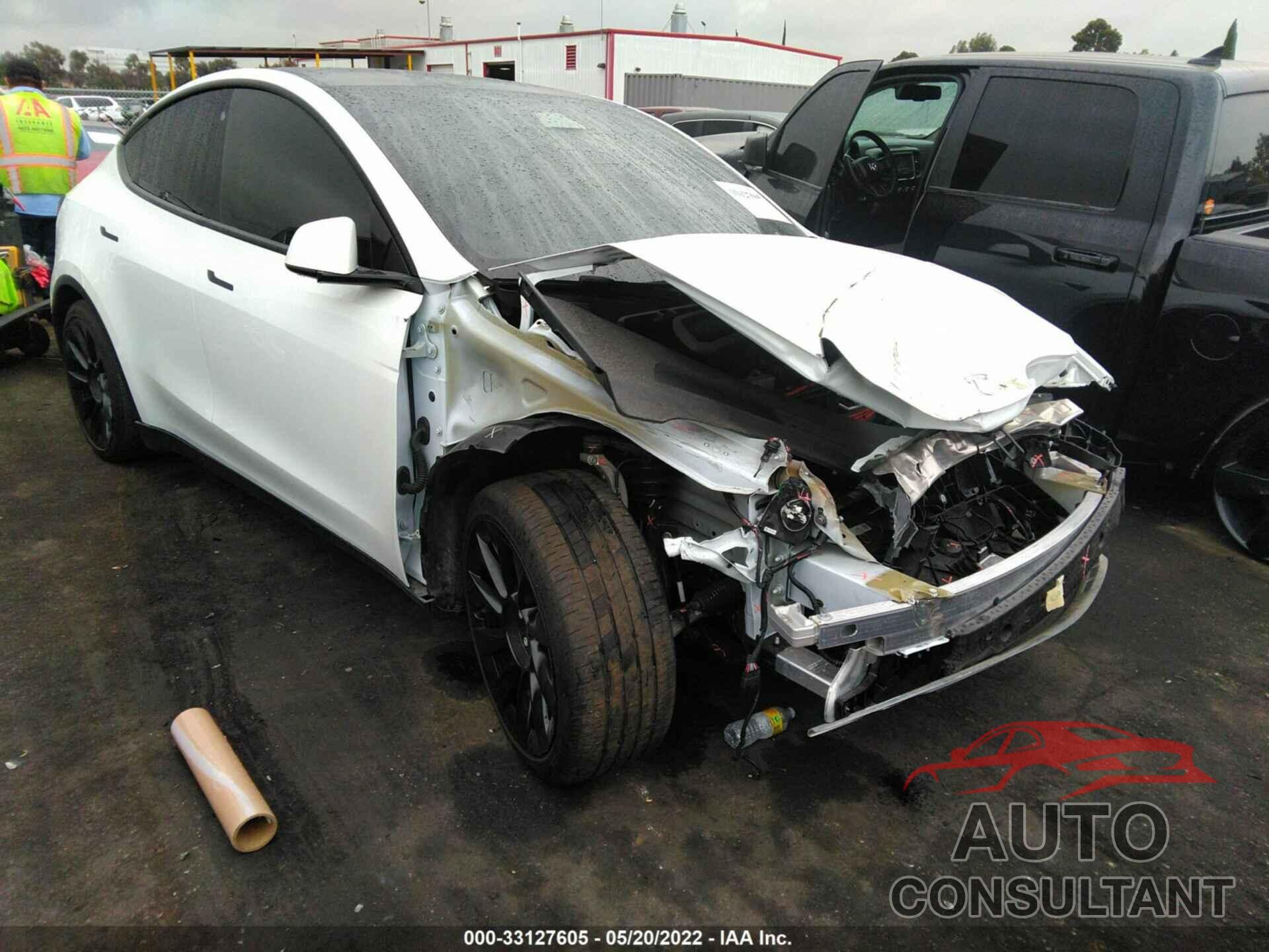 TESLA MODEL Y 2021 - 5YJYGDEE8MF160399