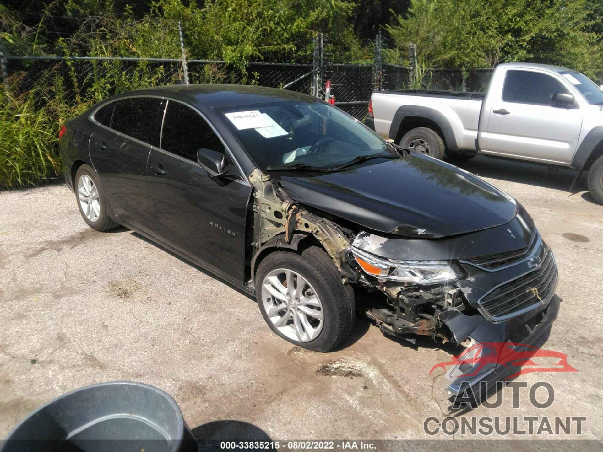 CHEVROLET MALIBU 2017 - 1G1ZE5ST1HF239345