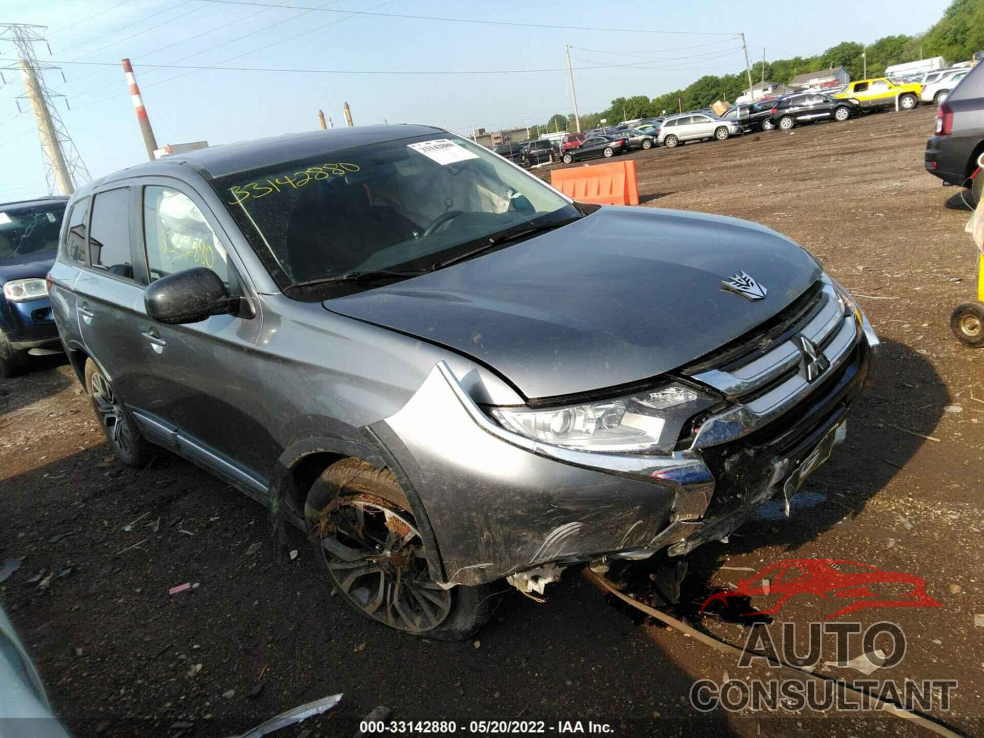 MITSUBISHI OUTLANDER 2018 - JA4AD2A32JZ038950