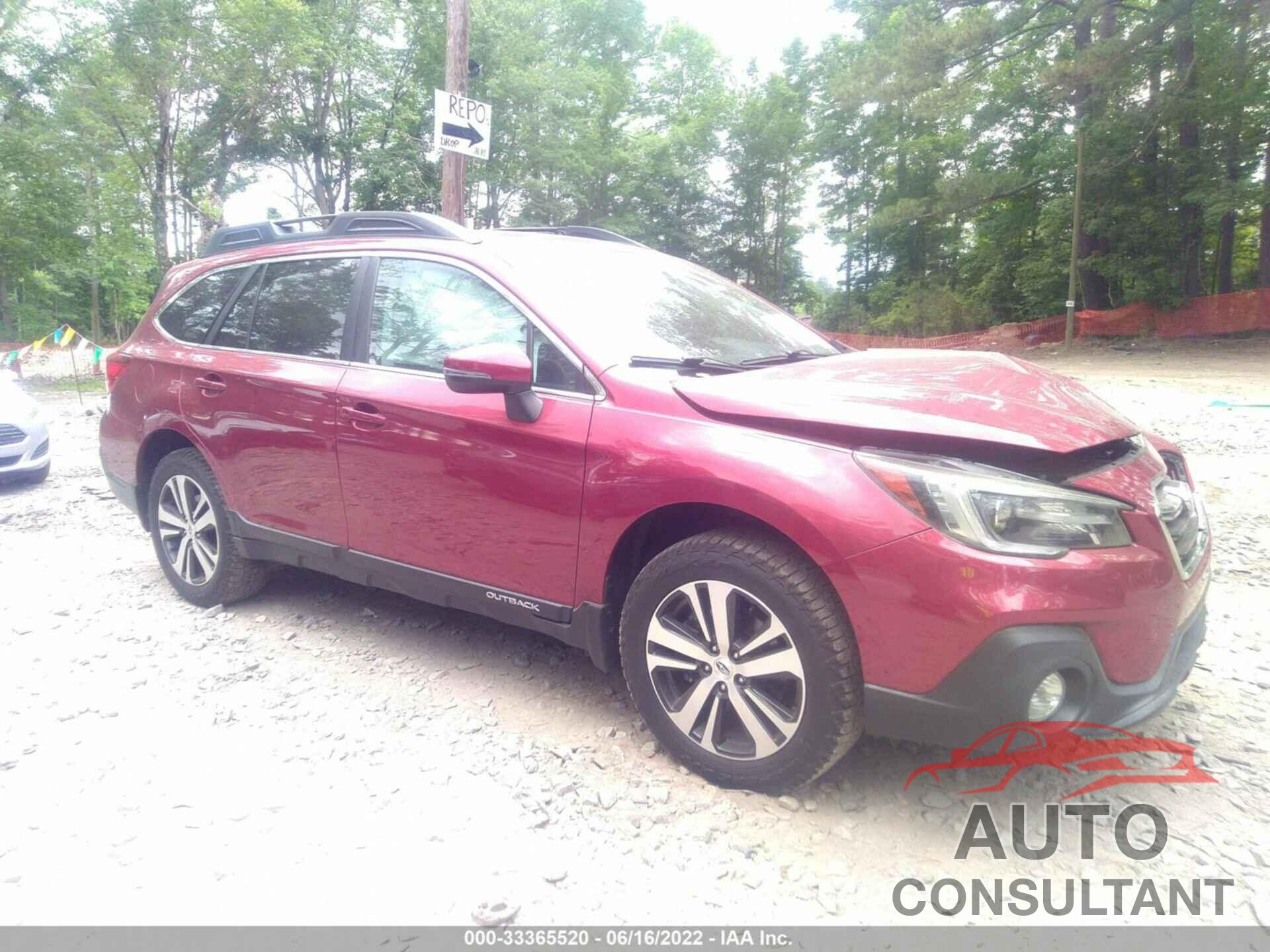 SUBARU OUTBACK 2018 - 4S4BSANC0J3279036