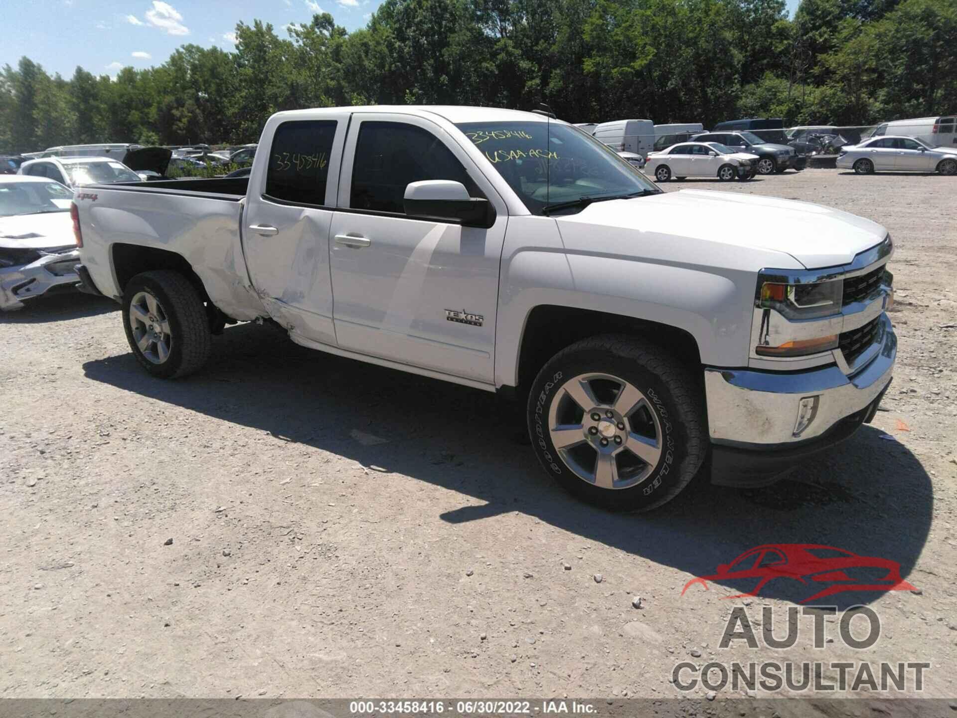 CHEVROLET SILVERADO 1500 2018 - 1GCVKREC2JZ352016
