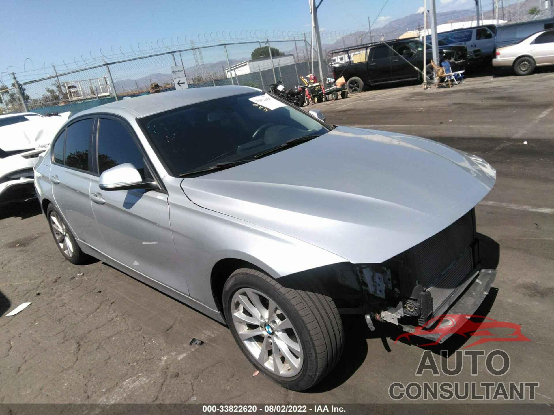 BMW 3 SERIES 2016 - WBA8E1G52GNT36254