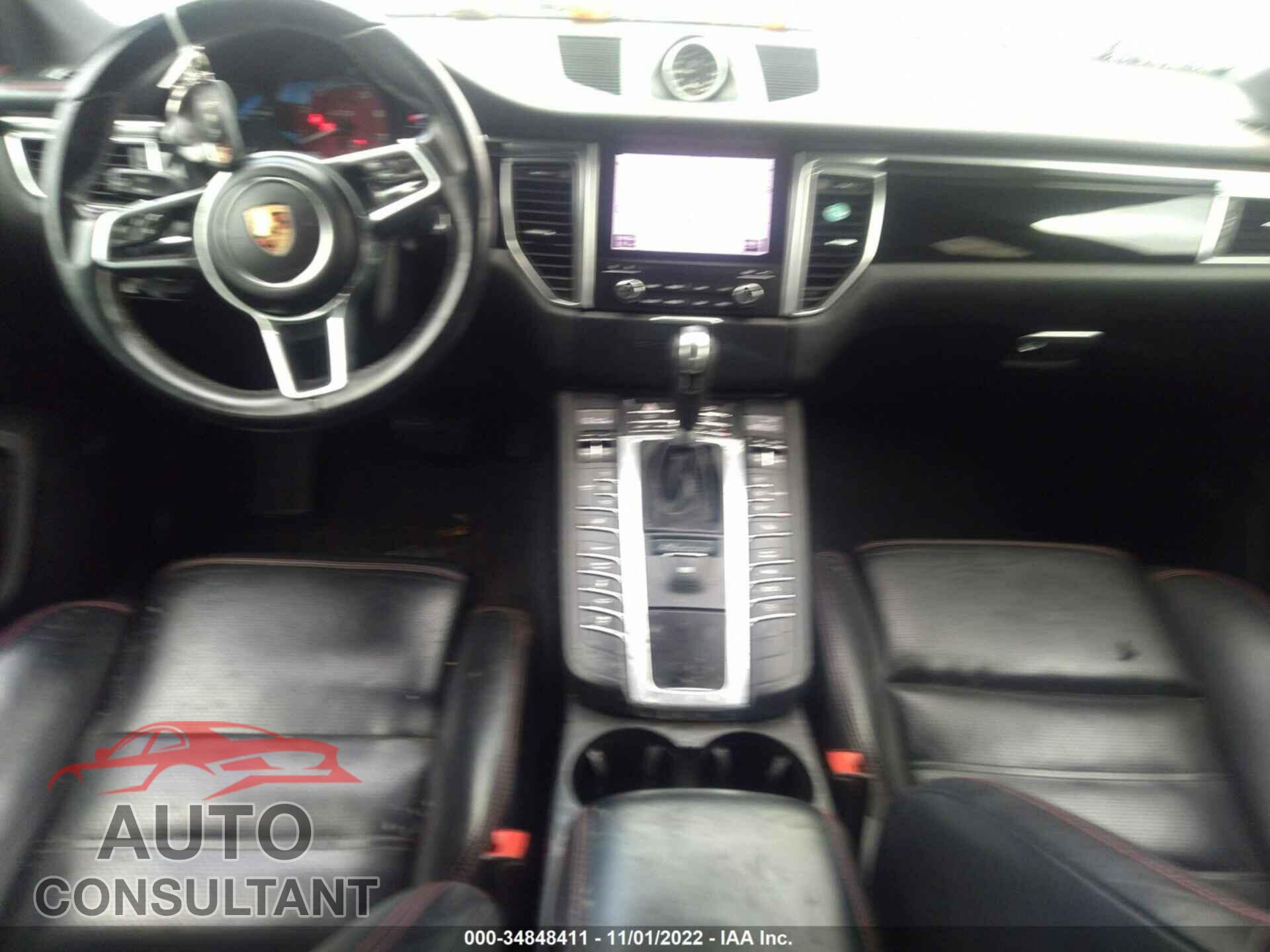 PORSCHE MACAN 2017 - WP1AG2A5XHLB51121