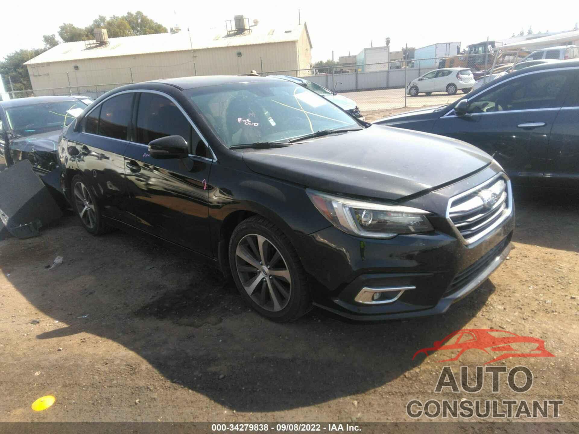 SUBARU LEGACY 2018 - 4S3BNAN66J3007824