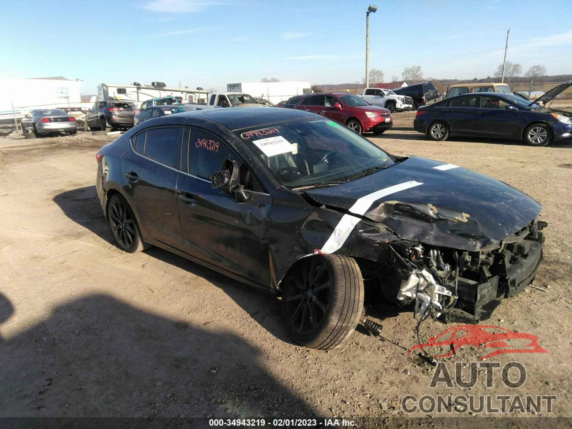 MAZDA MAZDA3 4-DOOR 2018 - 3MZBN1V36JM252253