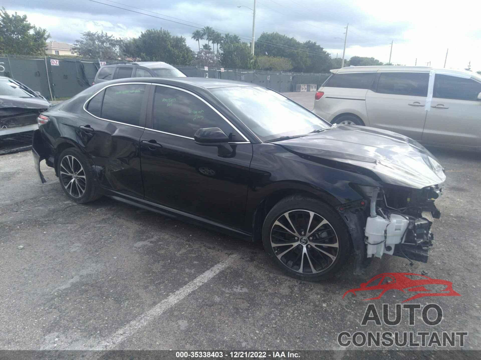 TOYOTA CAMRY 2020 - 4T1G11AK1LU903588