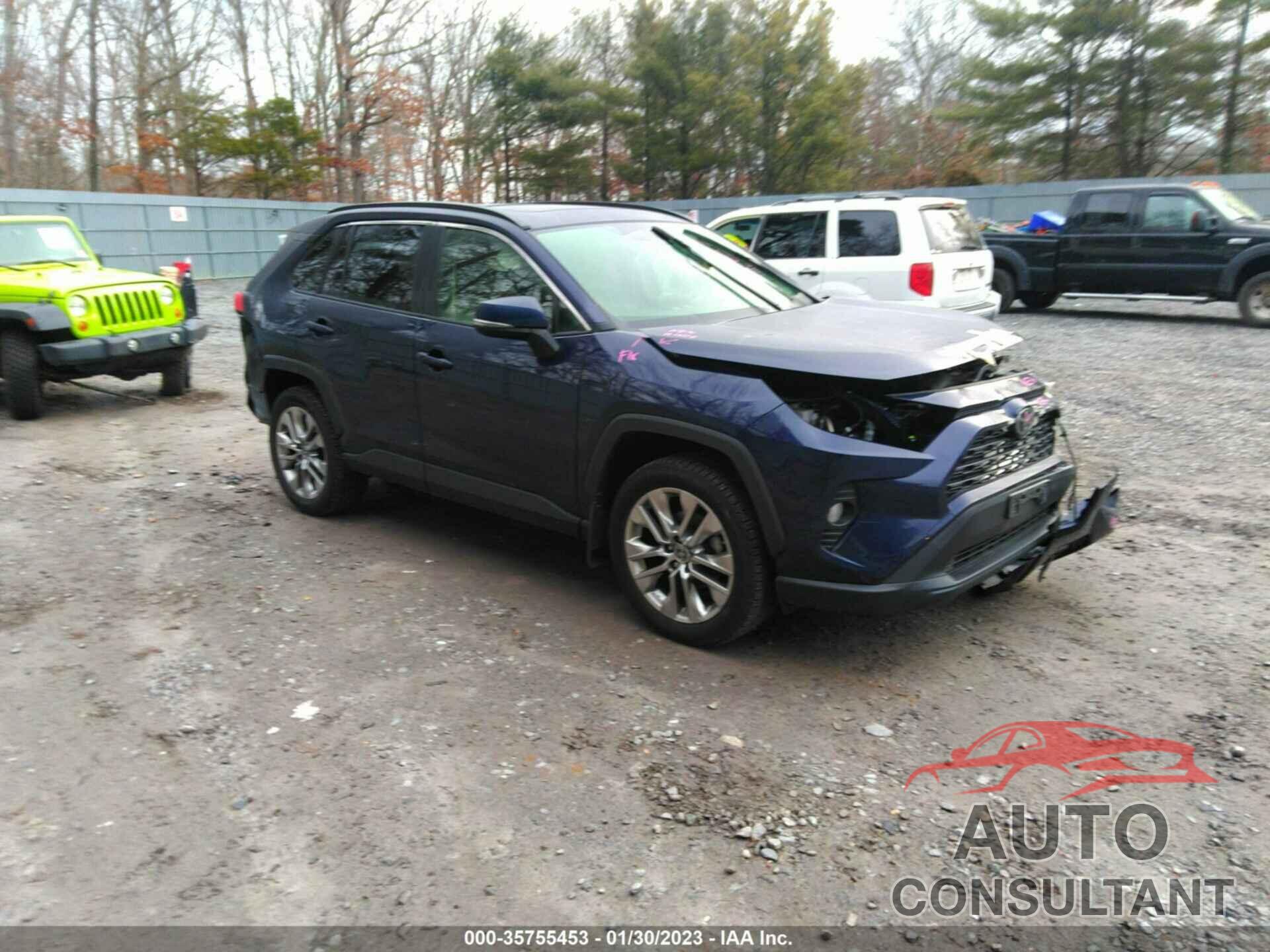 TOYOTA RAV4 2019 - JTMA1RFV3KJ021172