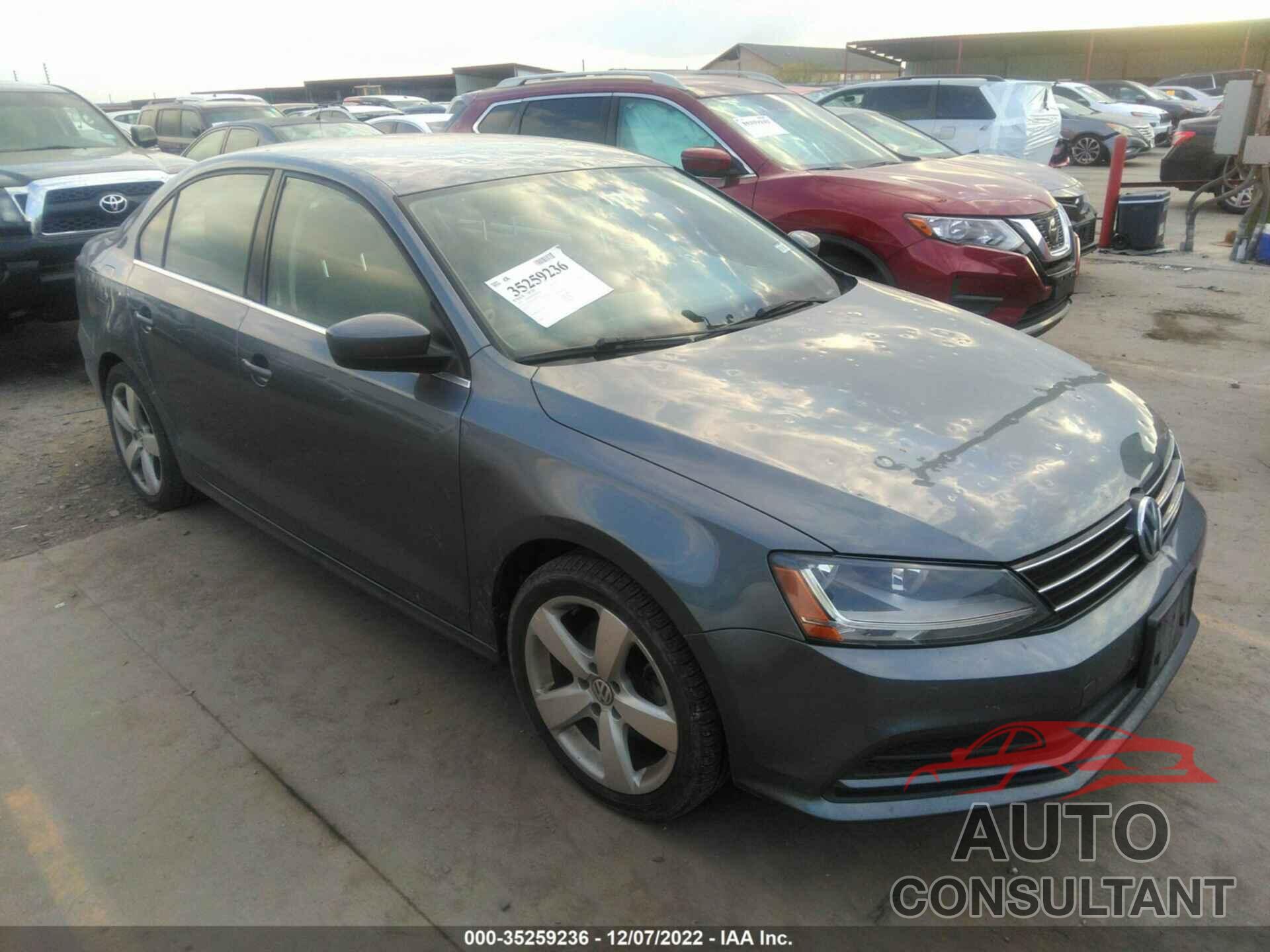 VOLKSWAGEN JETTA 2017 - 3VW2B7AJXHM291549