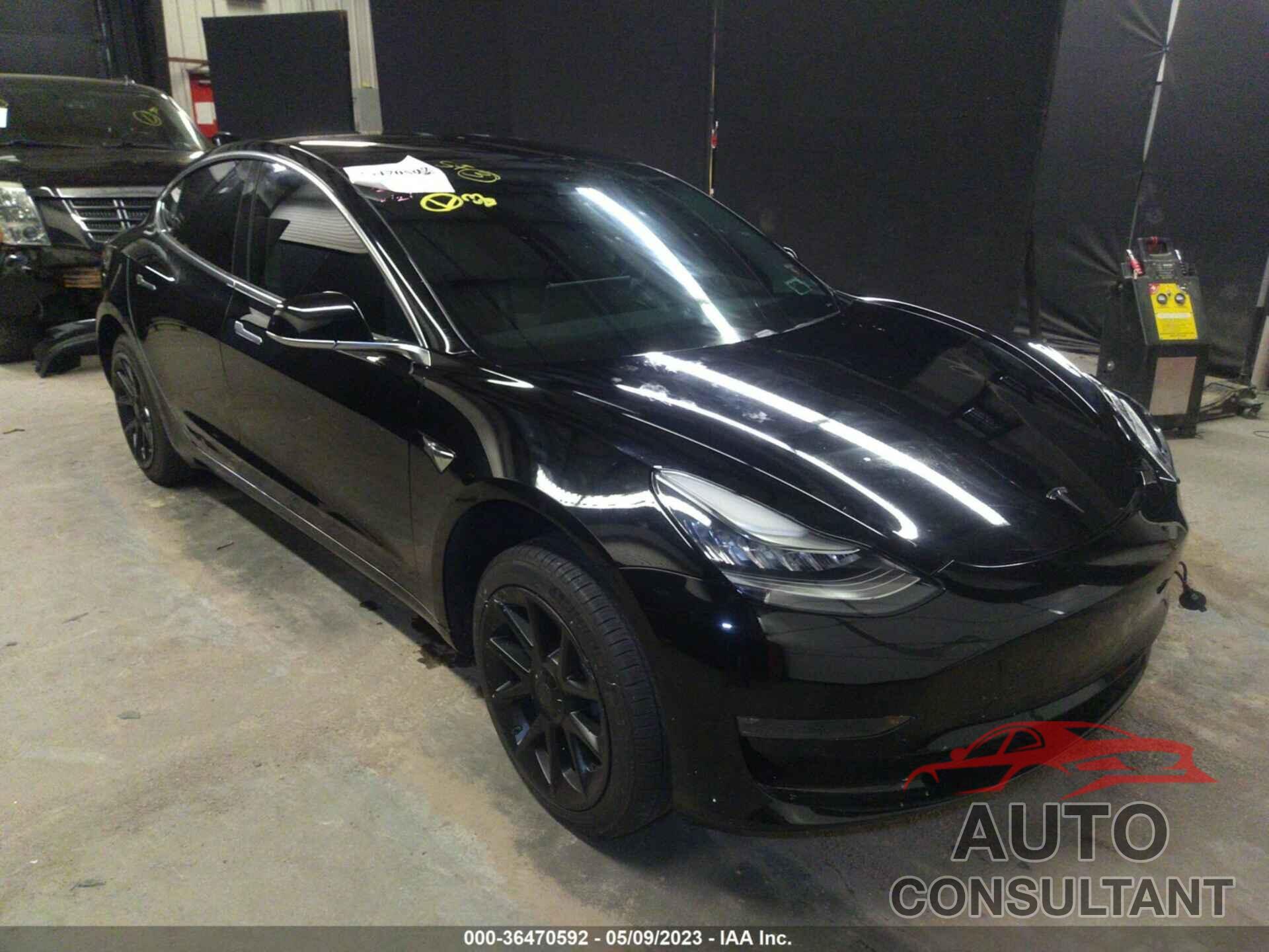 TESLA MODEL 3 2019 - 5YJ3E1EA7KF406352