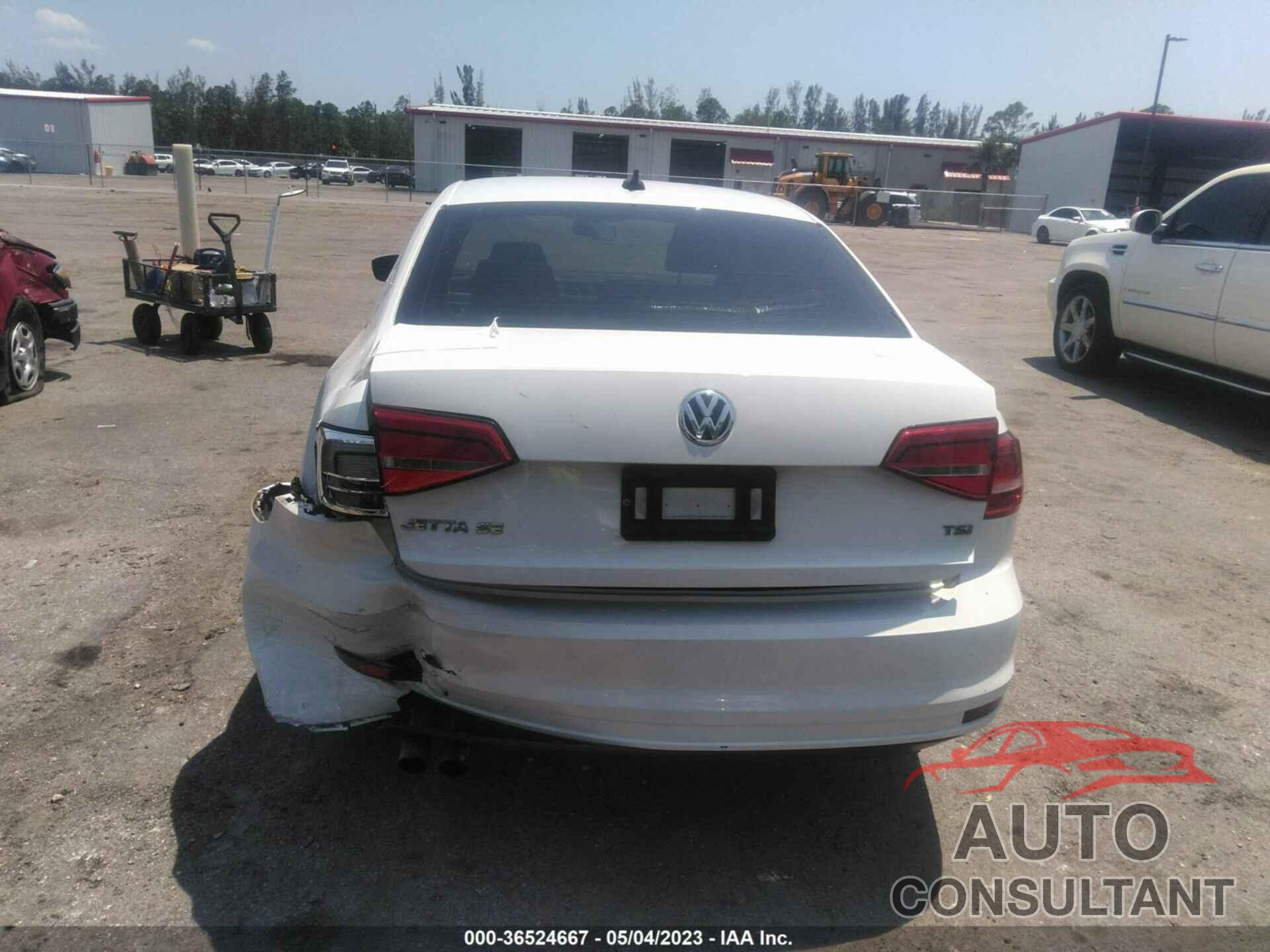 VOLKSWAGEN JETTA SEDAN 2015 - 3VWD17AJ4FM276134