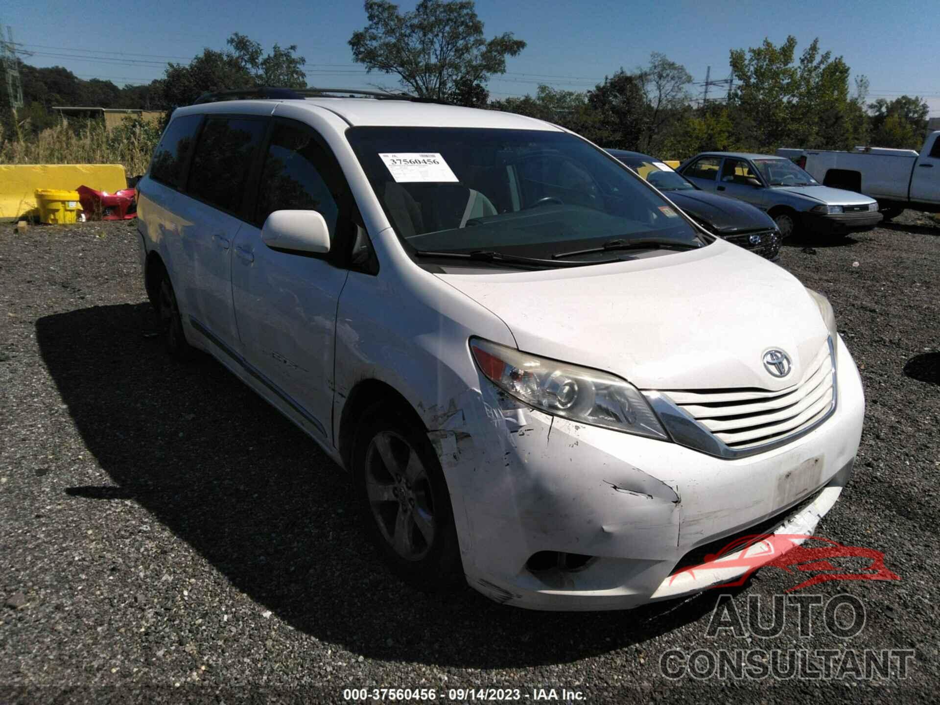 TOYOTA SIENNA 2017 - 5TDKZ3DC2HS850113