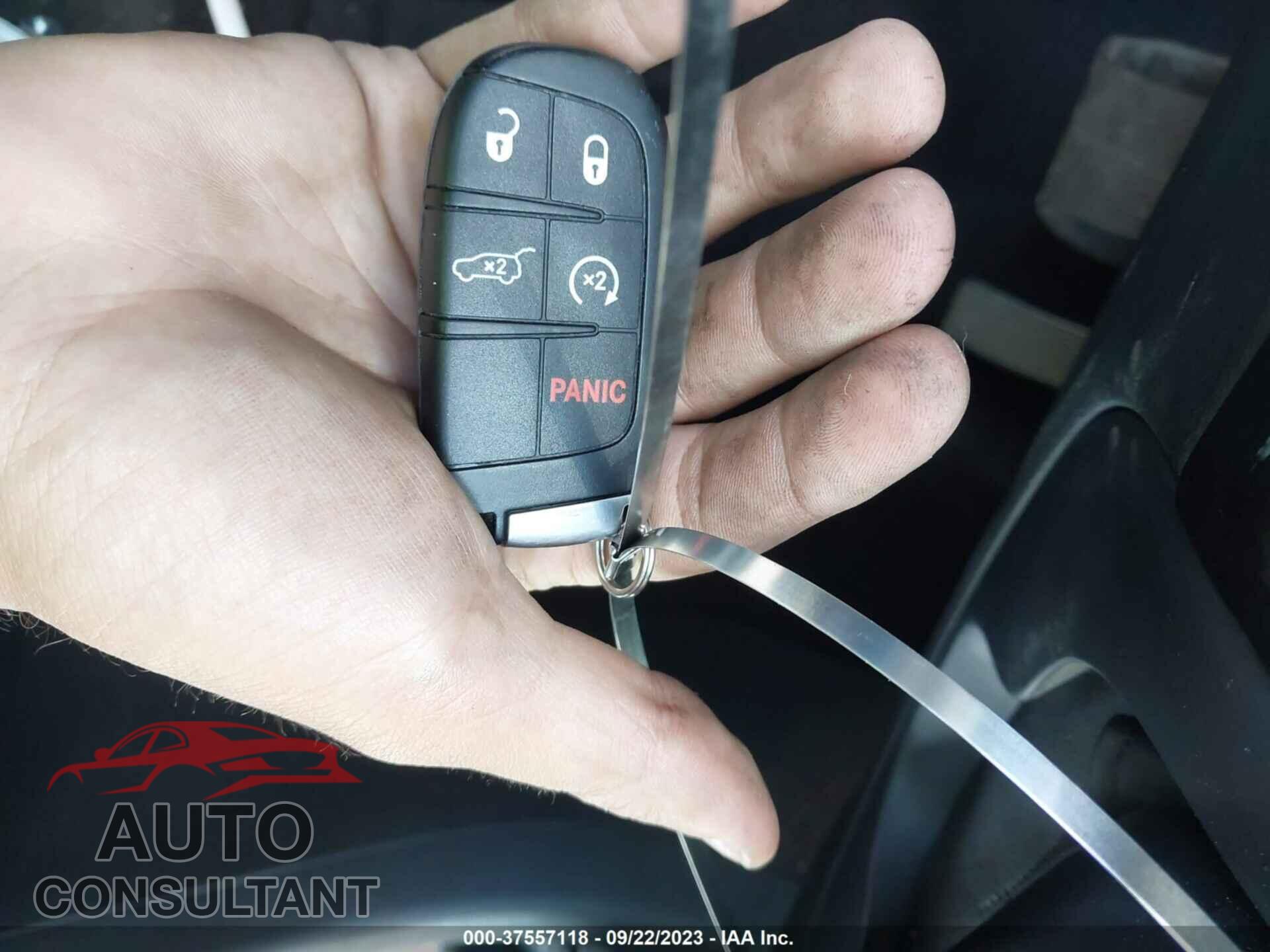 DODGE DURANGO 2017 - 1C4RDJEG3HC871332