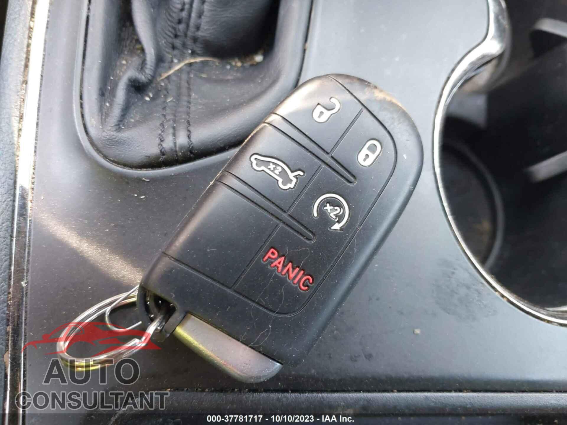 DODGE DURANGO 2018 - 1C4RDJDG6JC271458