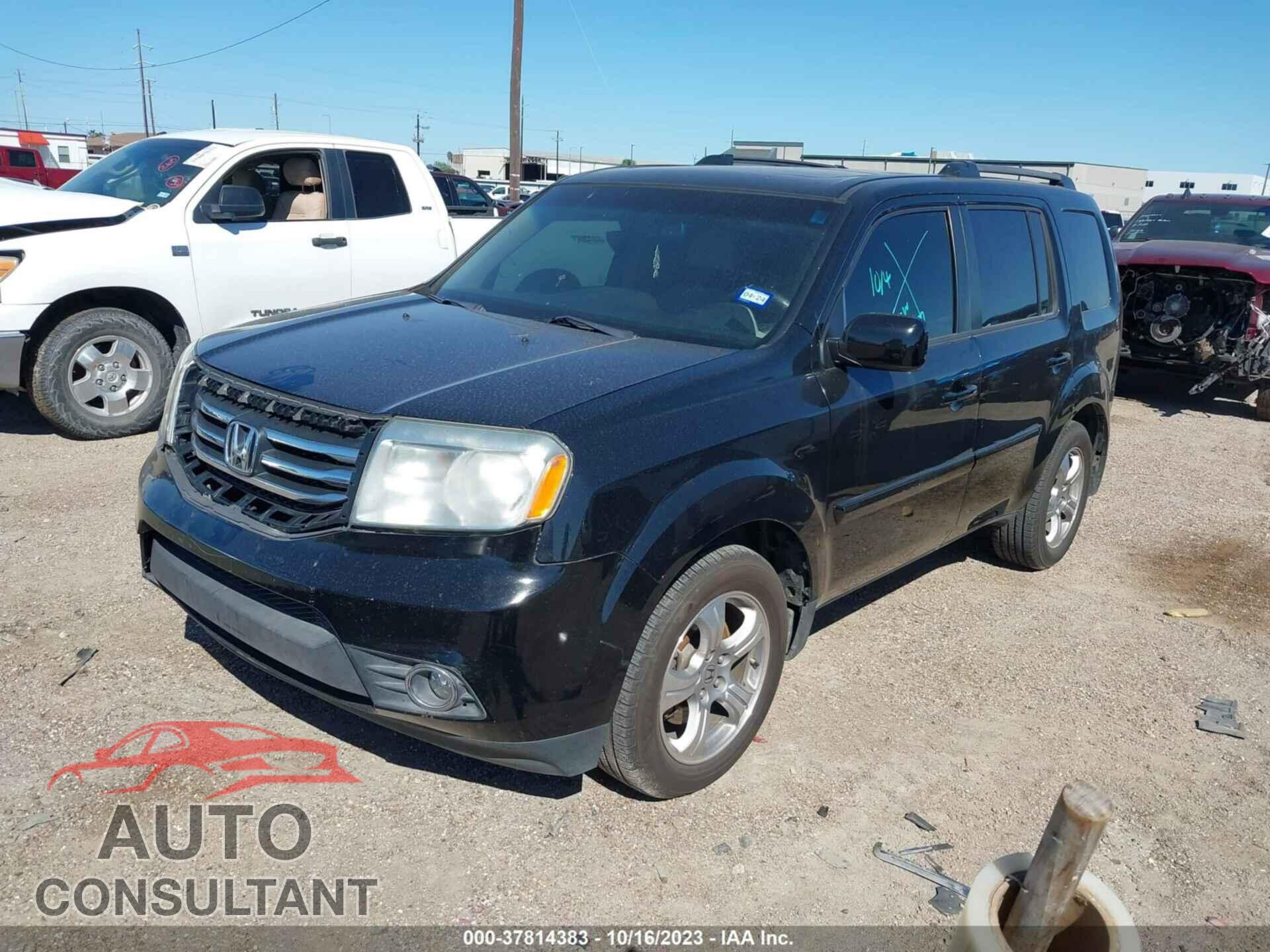 HONDA PILOT 2015 - 5FNYF3H63FB013329