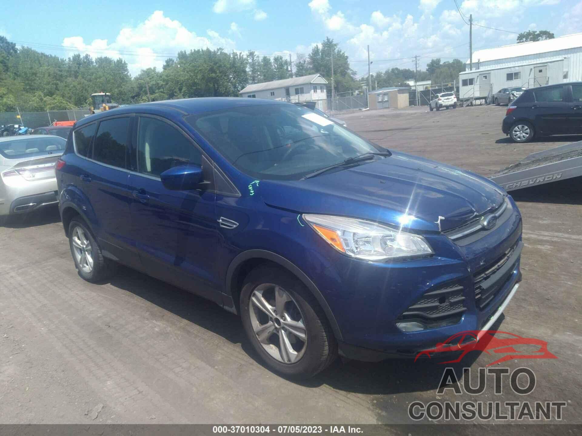 FORD ESCAPE 2015 - 1FMCU0GX0FUB70411