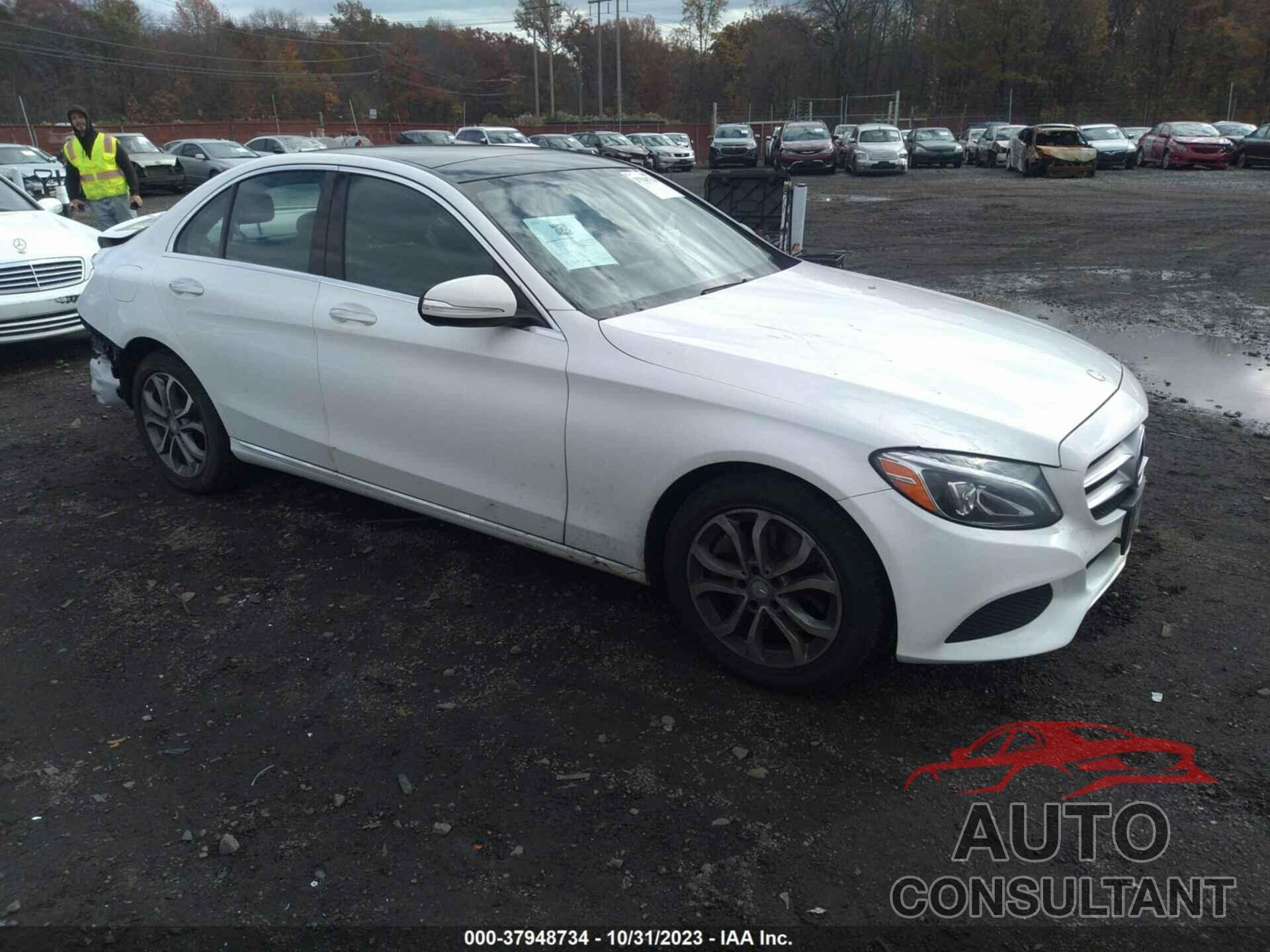 MERCEDES-BENZ C-CLASS 2015 - 55SWF4KB9FU081989