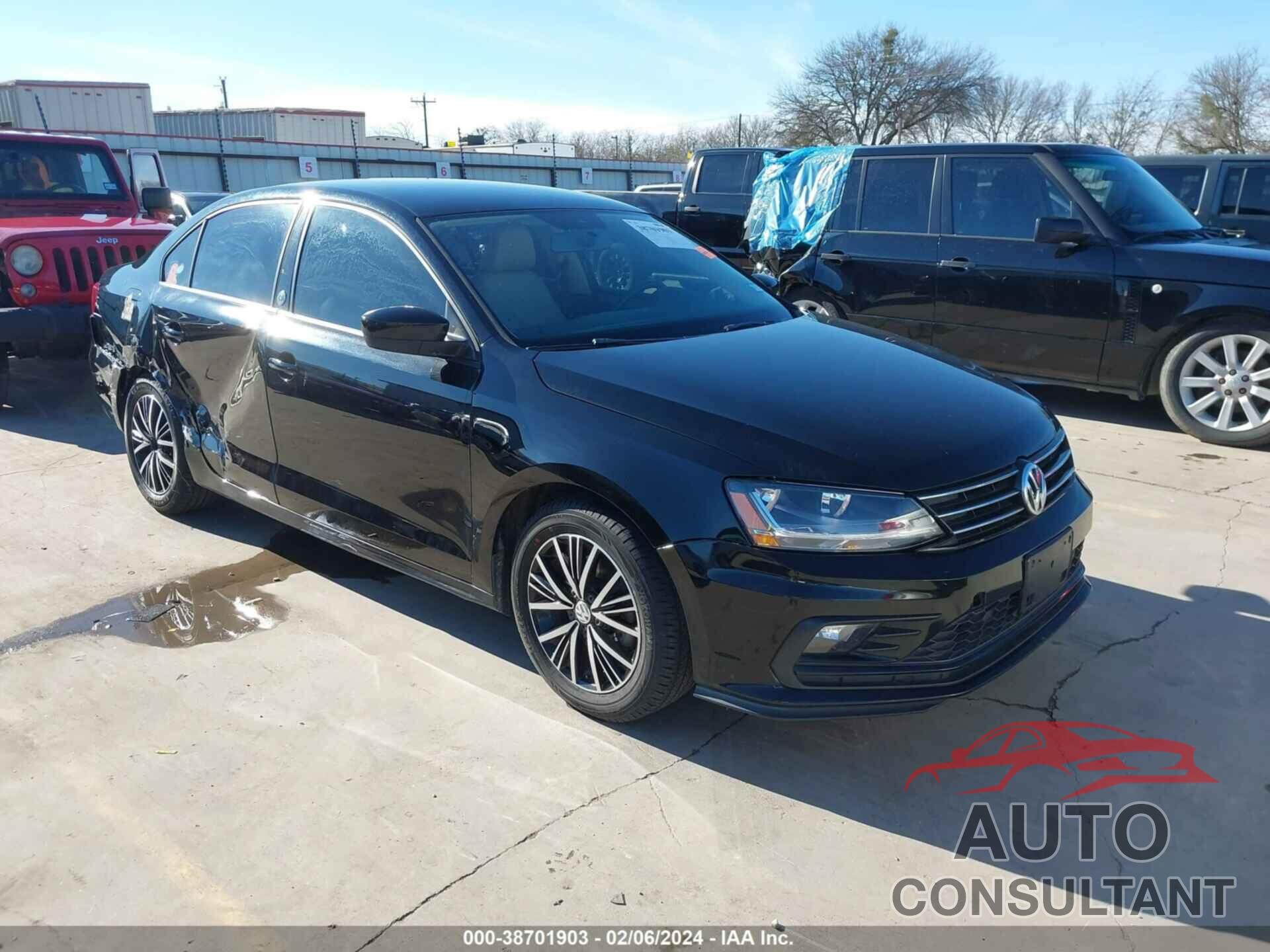 VOLKSWAGEN JETTA 2018 - 3VWDB7AJ6JM223103