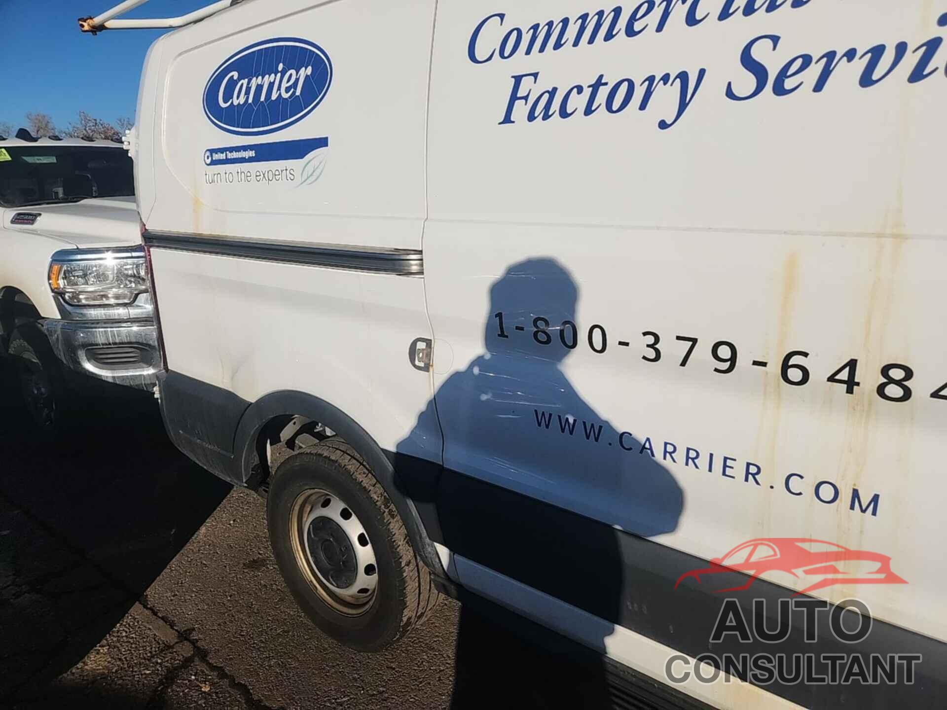 FORD TRANSIT-250 2017 - 1FTYR1YM8HKB43560