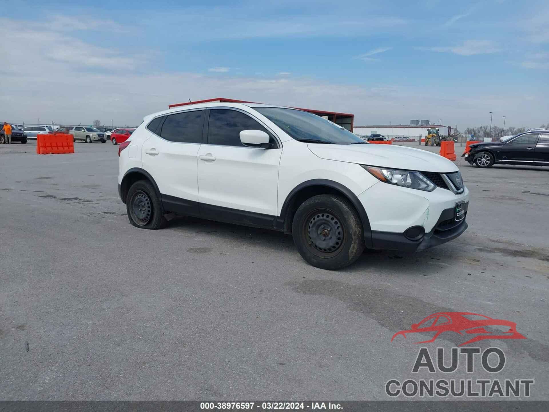 NISSAN ROGUE SPORT 2019 - JN1BJ1CP0KW235845